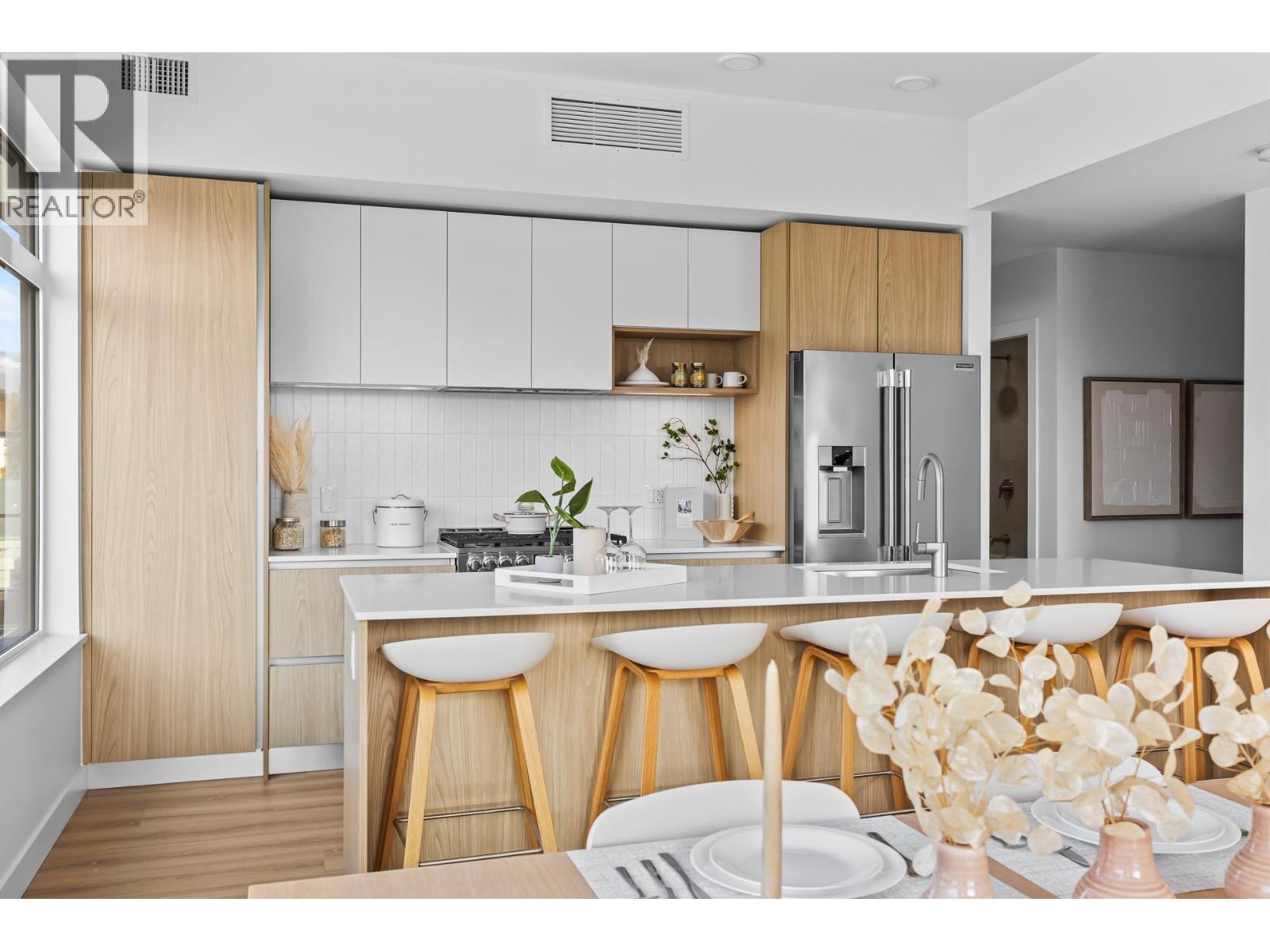 Picture for Unit #105, 2780 Olalla  Road