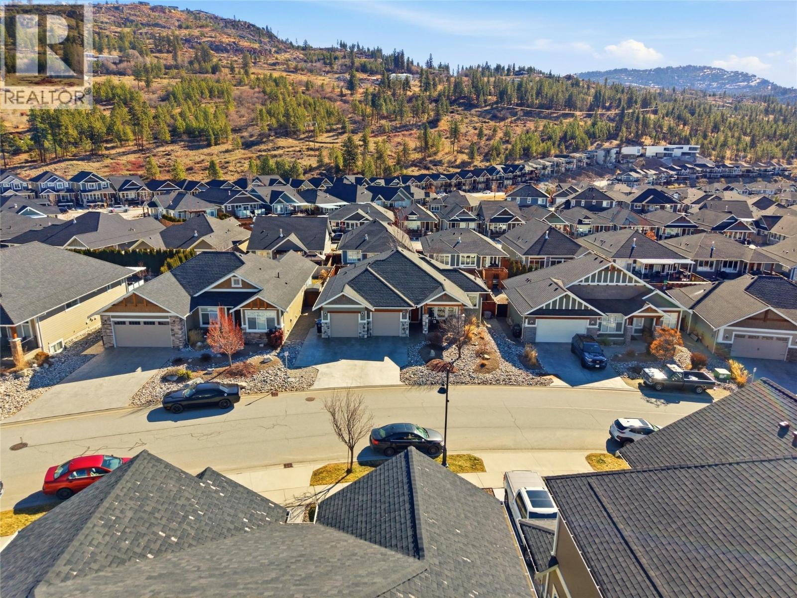 Picture for 2110 Lawrence  Avenue