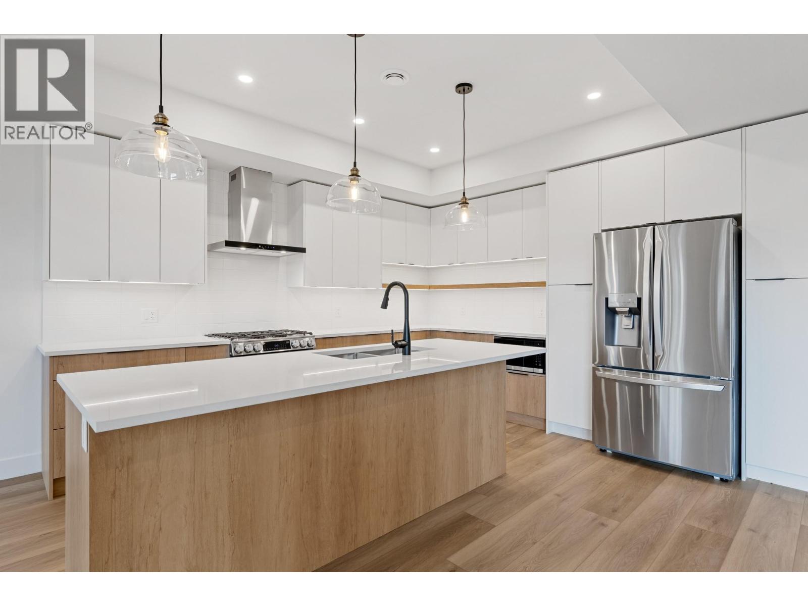 Picture for 763 Patterson  Avenue