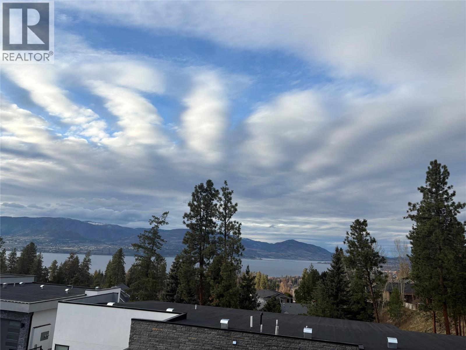 Picture for 547 Hawes  Court