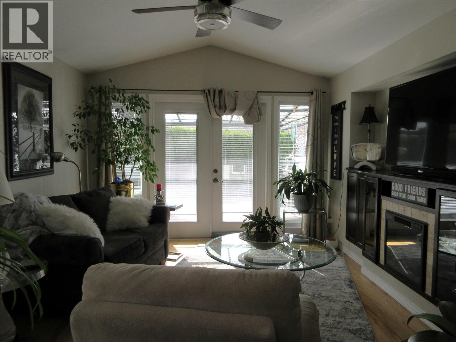 Picture for Unit #363, 415 Commonwealth  Road