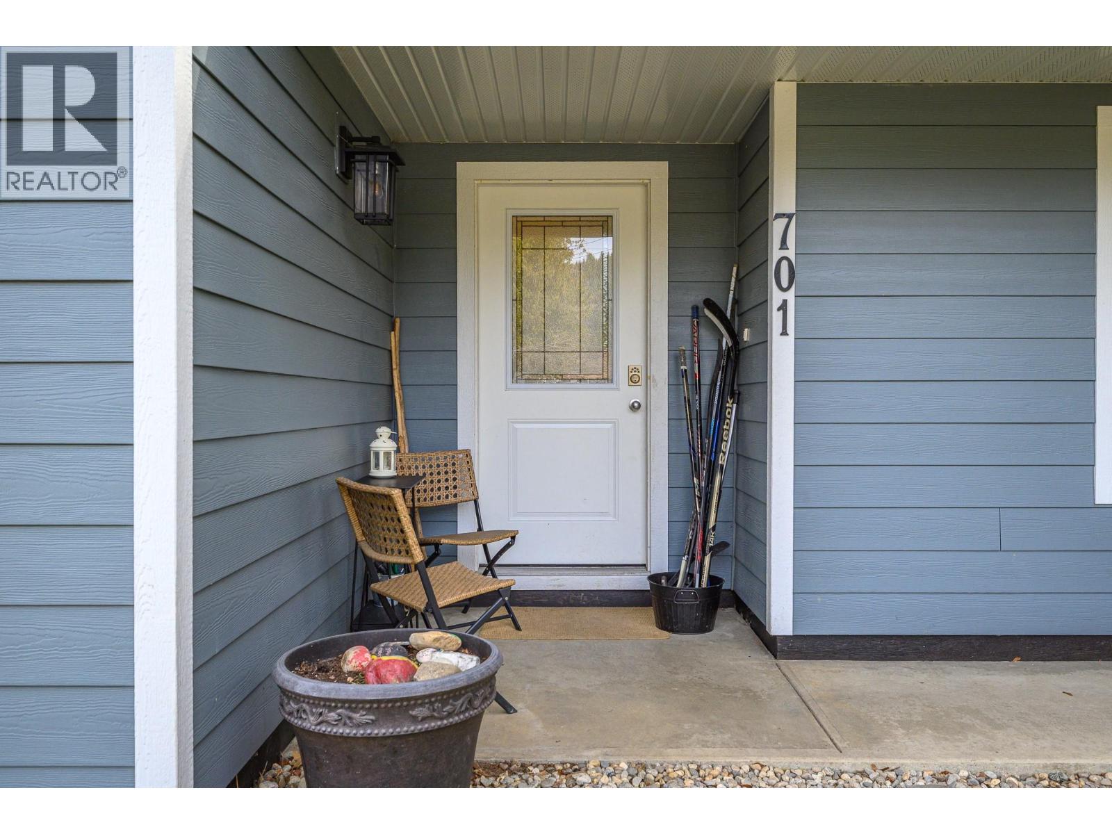 Picture for 701 Hemlock  CrescentS