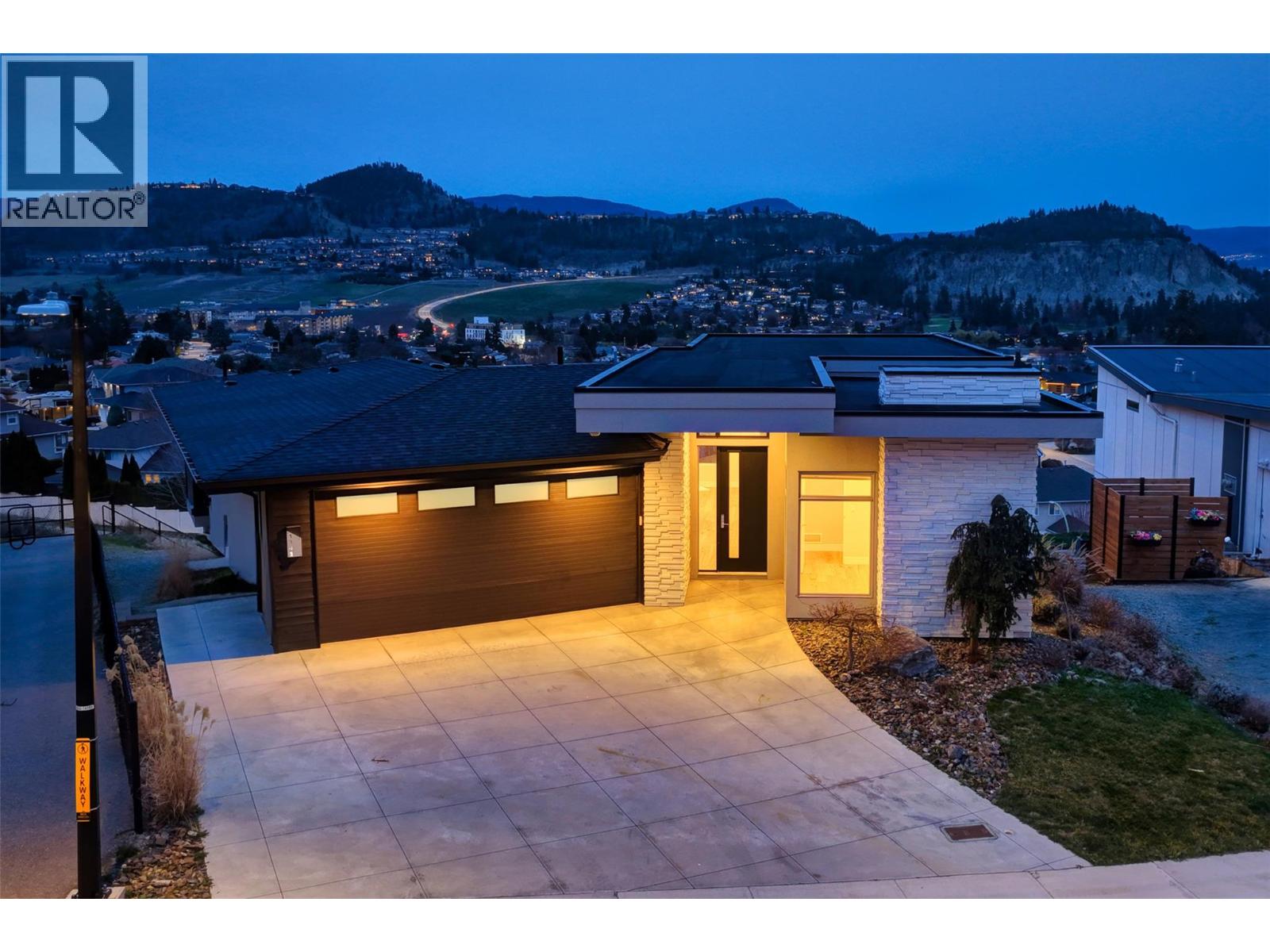 Picture for 1341 Sladen  Crescent