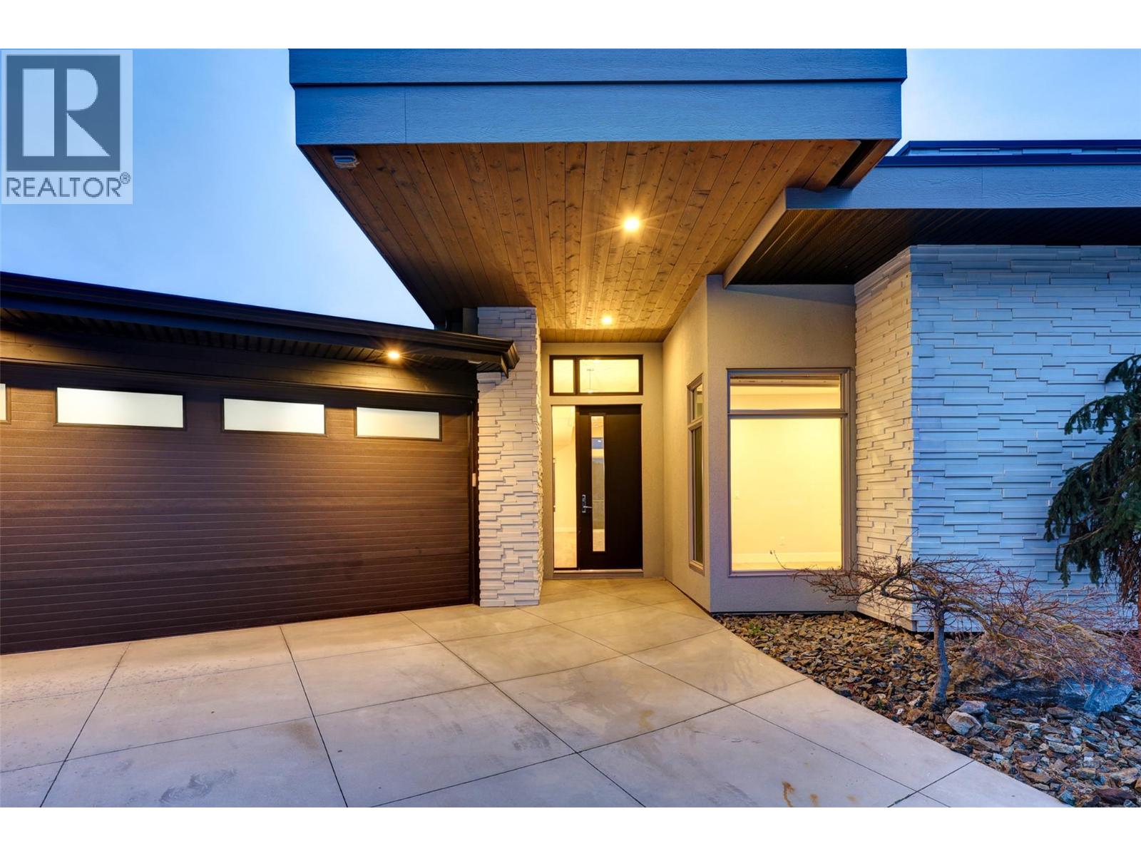 Picture for 1341 Sladen  Crescent