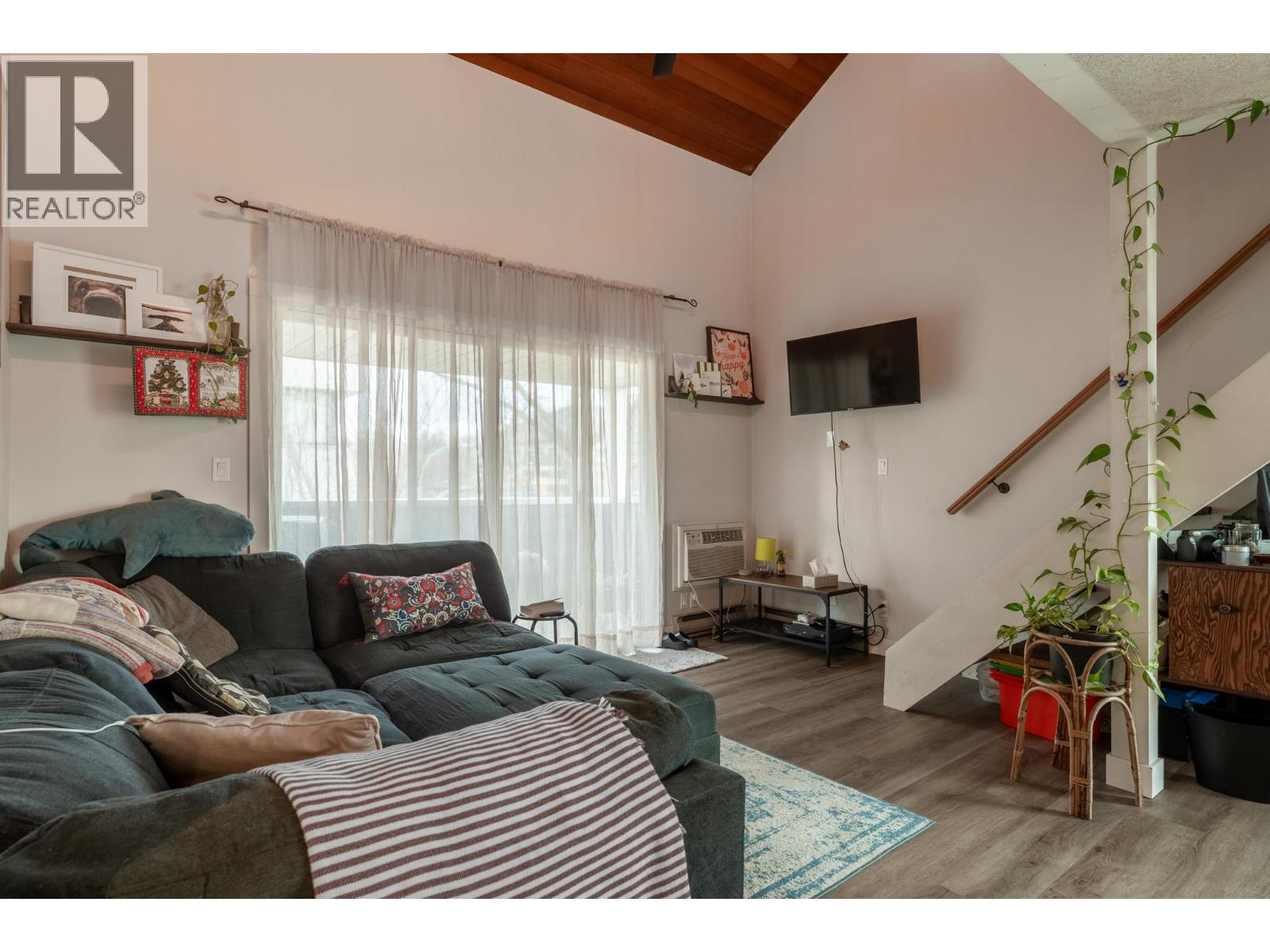 Picture for Unit #305, 1685 Ufton  Court