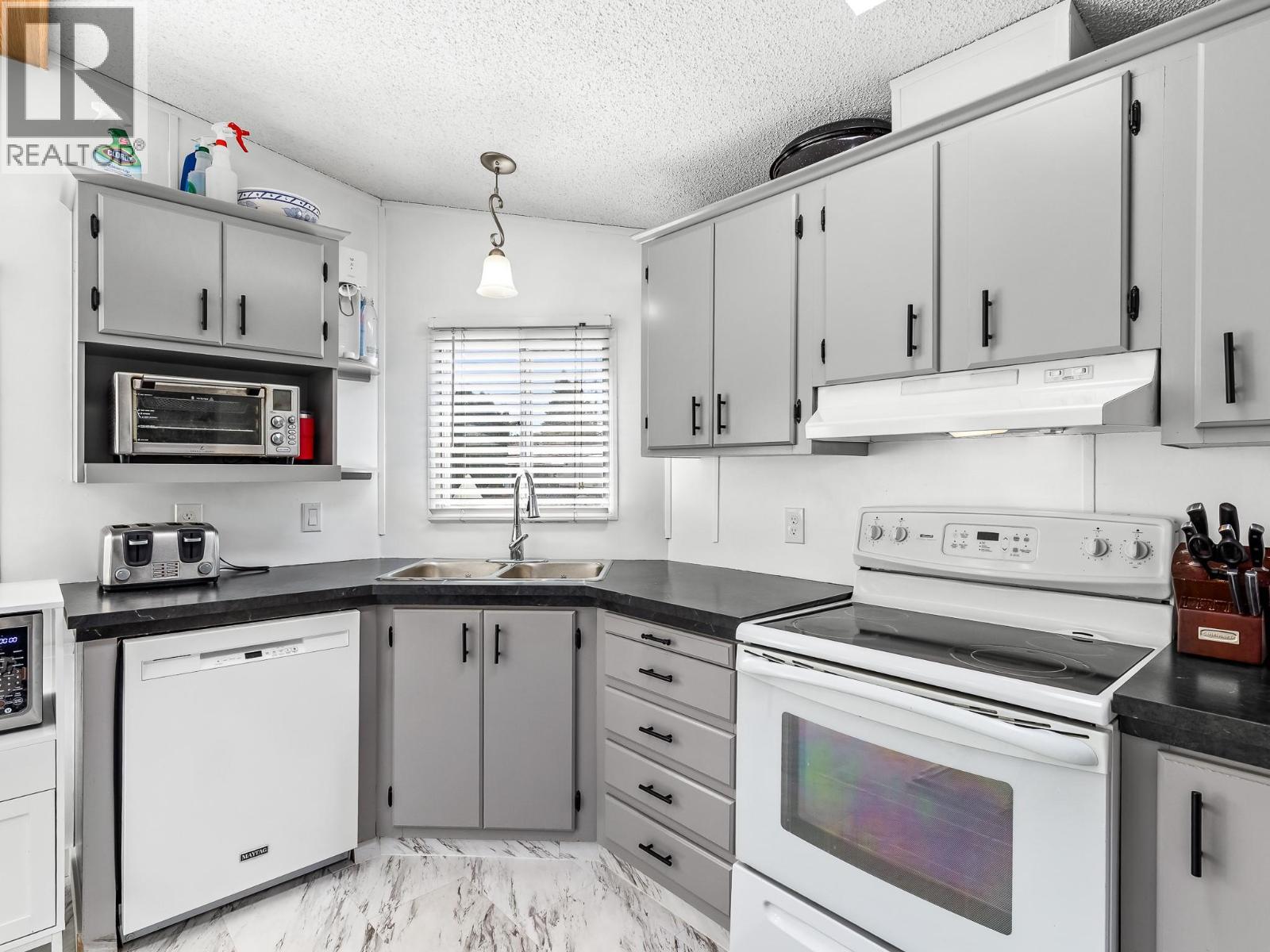 Picture for Unit #94, 715 Beaver Lake  Road
