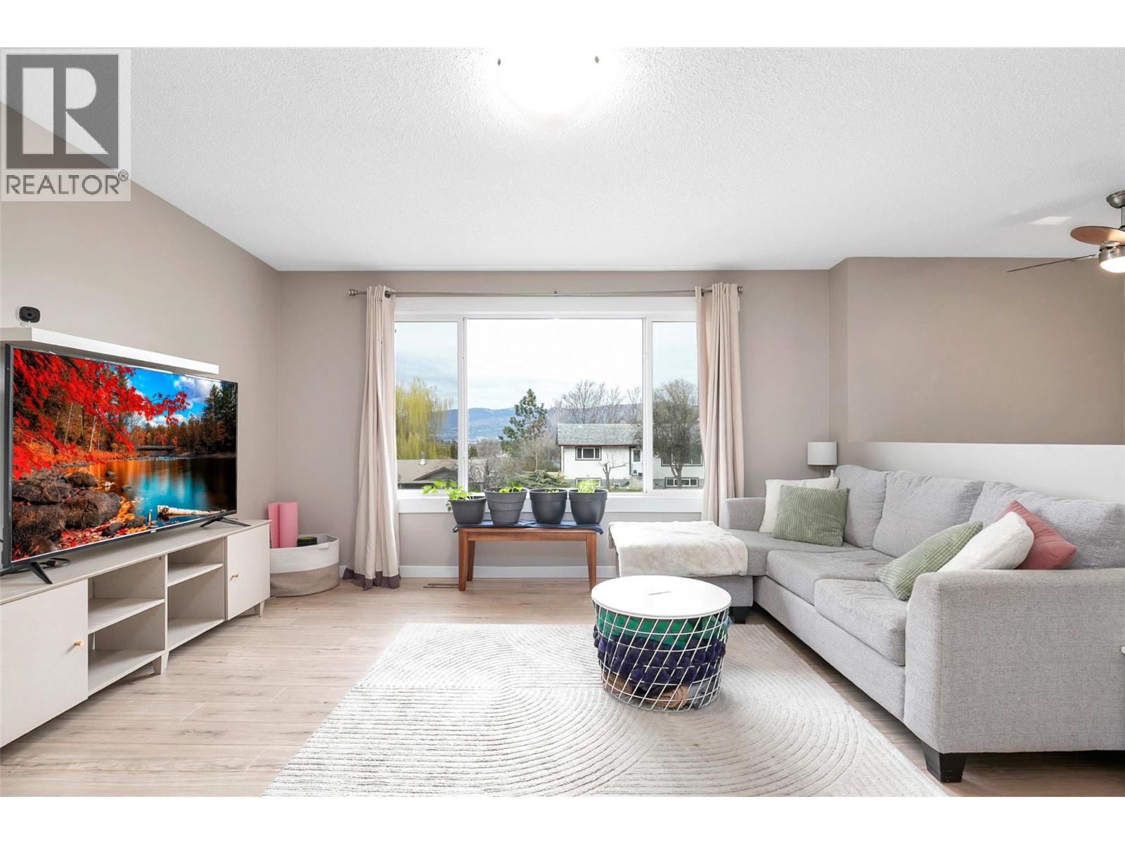 Picture for 805 Camelia  Road