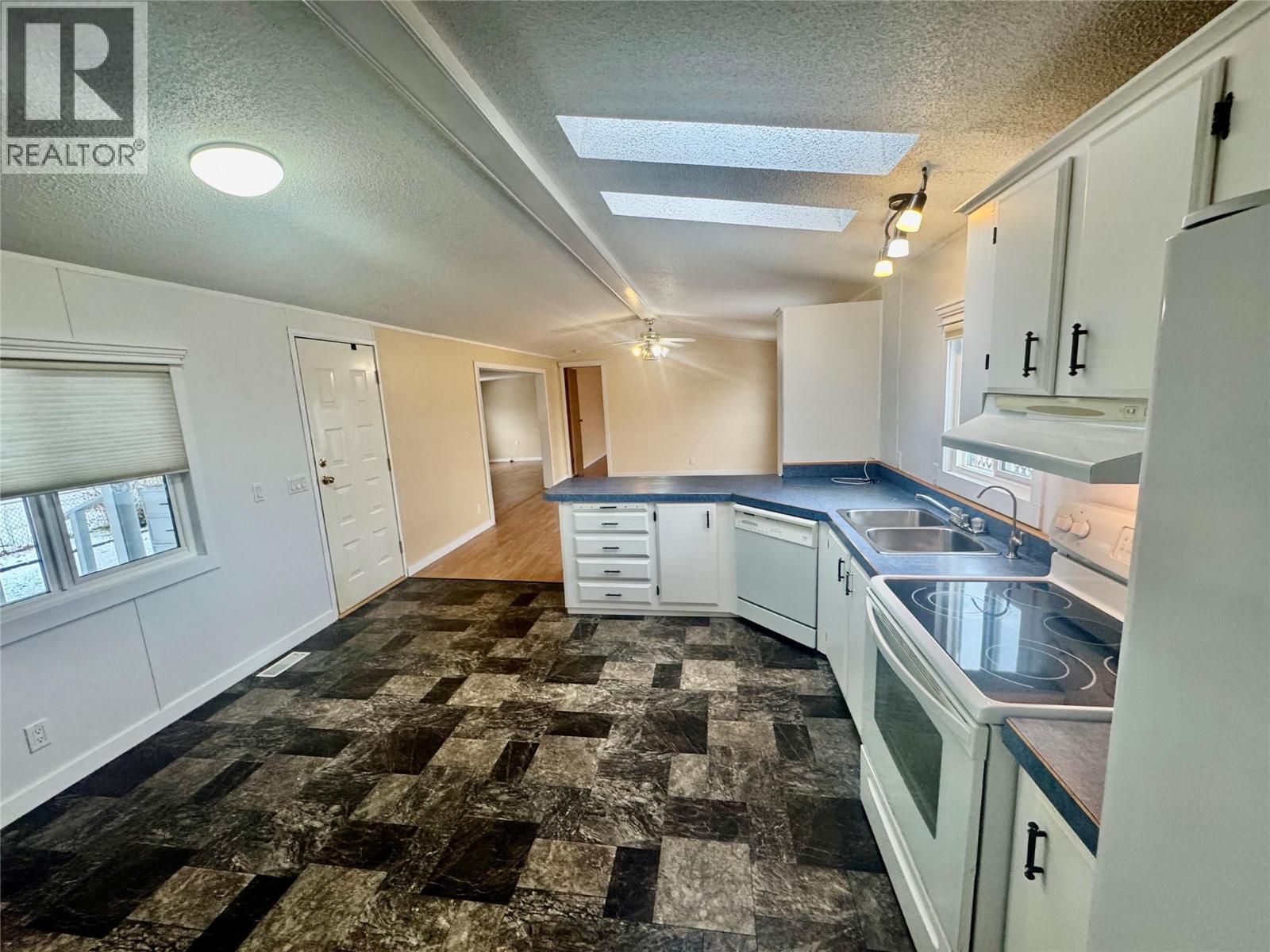 Picture for Unit #135, 720 Commonwealth  Road