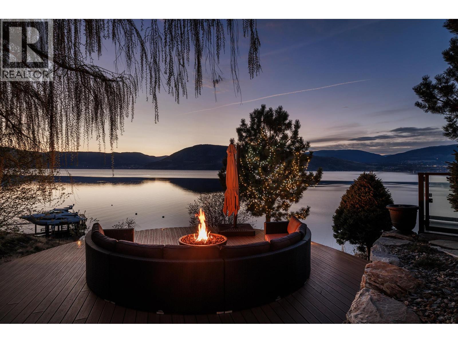Picture for 6850 Lakeshore  Road
