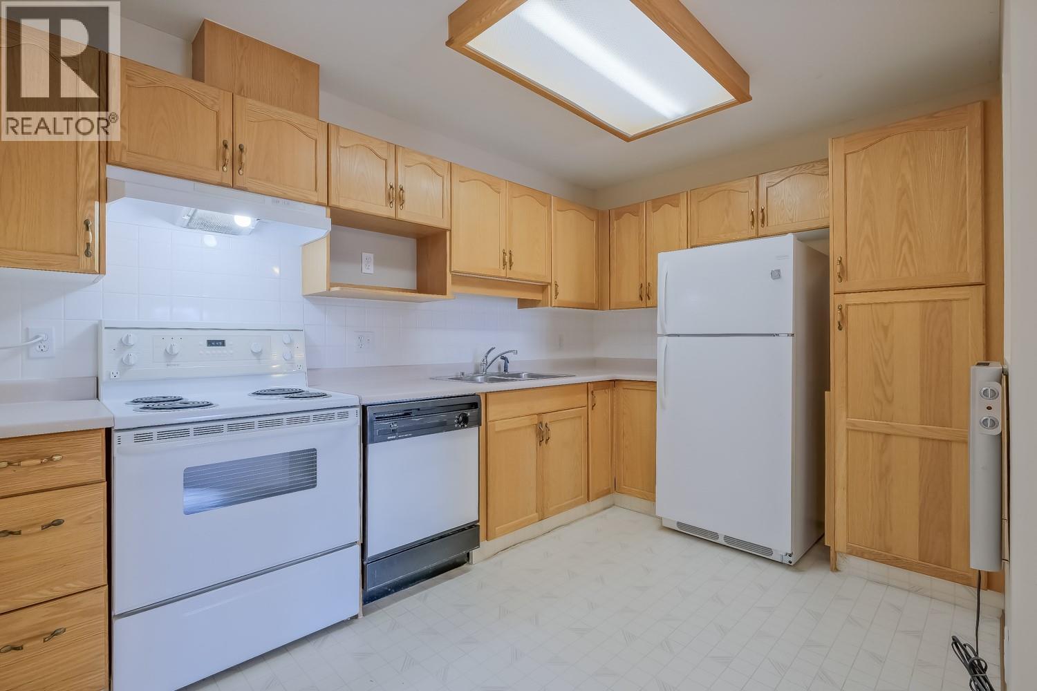 Picture for Unit #211, 130 ABBOTT  Street