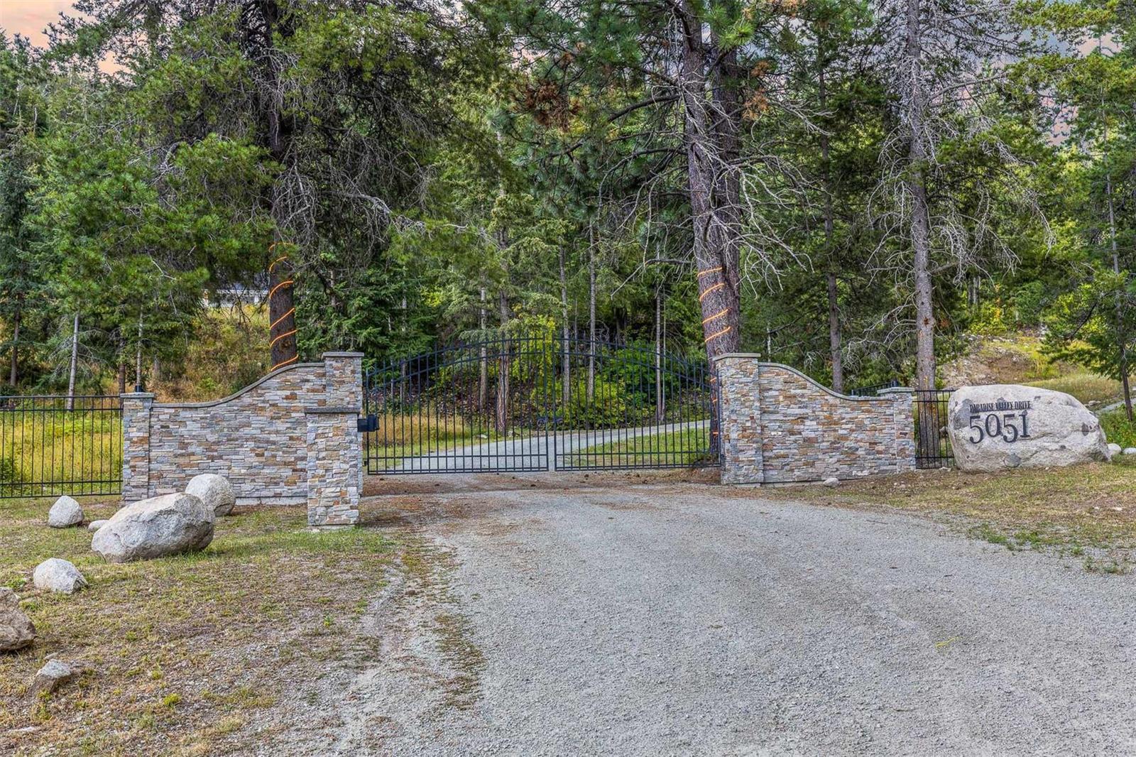      5051 Paradise Valley Drive  , Peachland, Central Okanagan,  ;  Listing Number: MLS 10260836