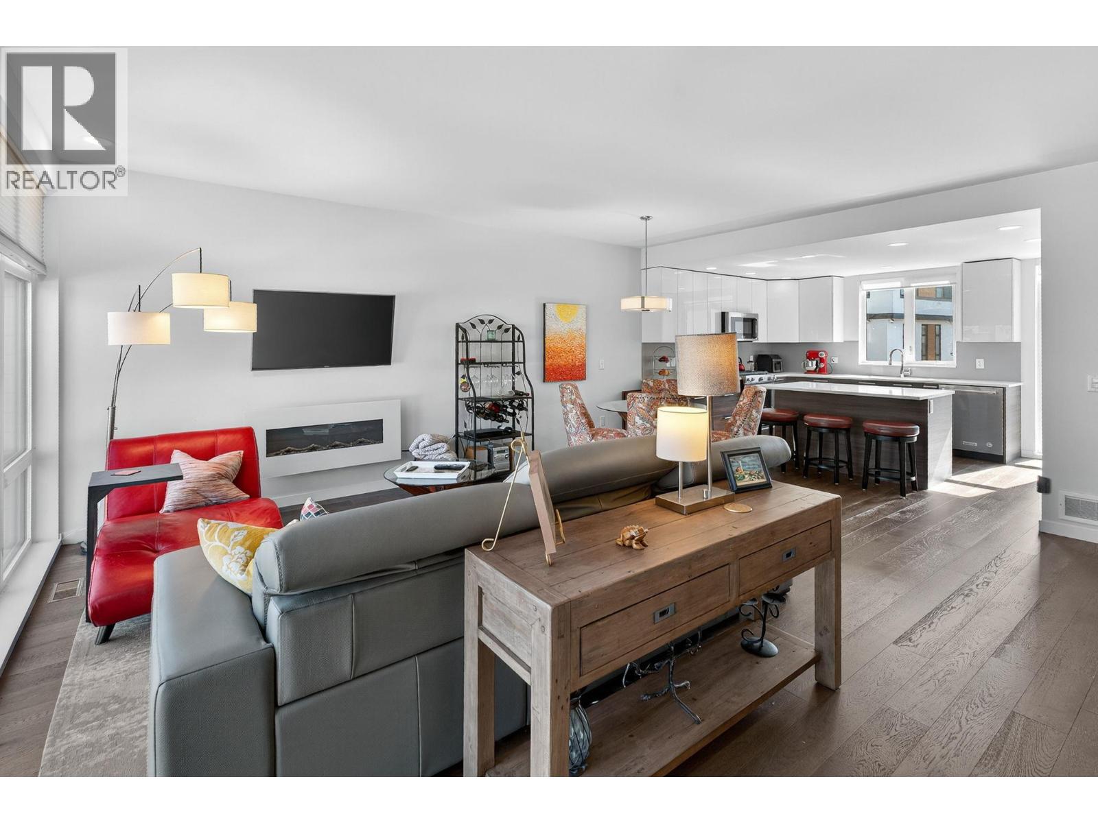 Picture for Unit #33, 1515 Highland  Drive https://www.cirrealty.ca/reb/bc/6/10360836_13.jpg