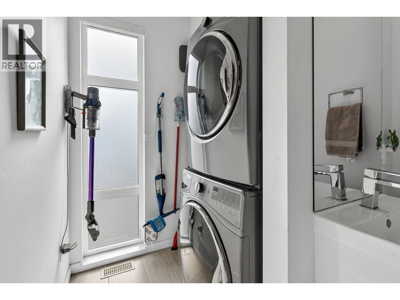 Picture for Unit #33, 1515 Highland  Drive https://www.cirrealty.ca/reb/bc/6/10360836_17.jpg