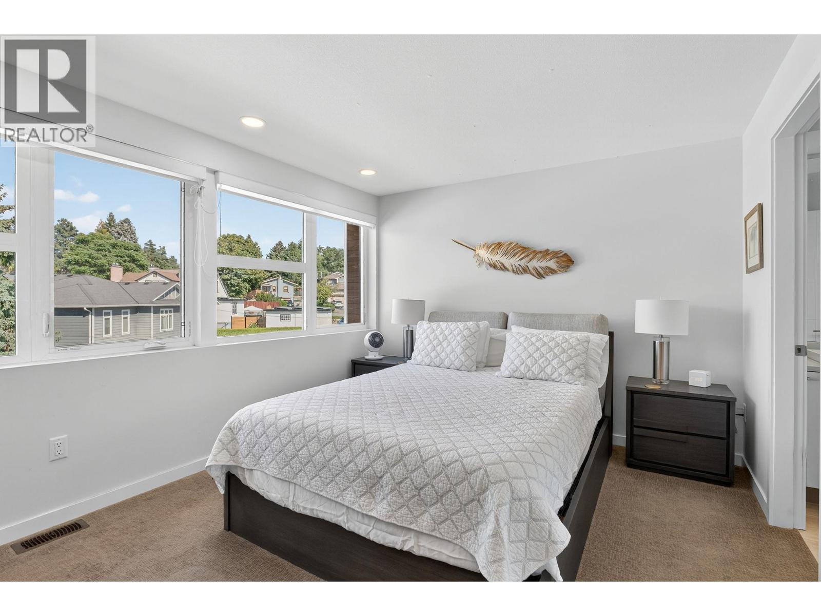 Picture for Unit #33, 1515 Highland  Drive https://www.cirrealty.ca/reb/bc/6/10360836_20.jpg