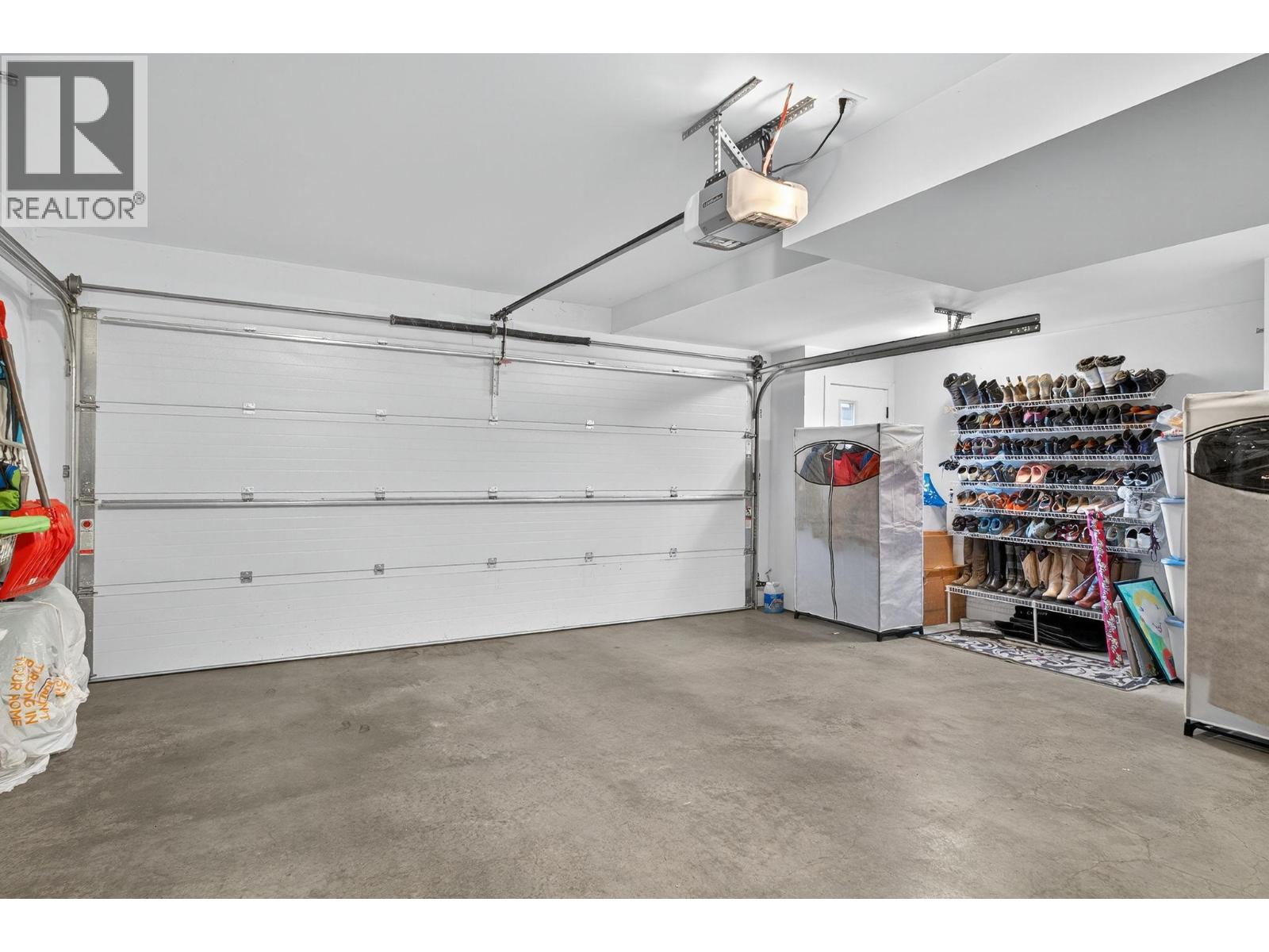 Picture for Unit #33, 1515 Highland  Drive https://www.cirrealty.ca/reb/bc/6/10360836_38.jpg