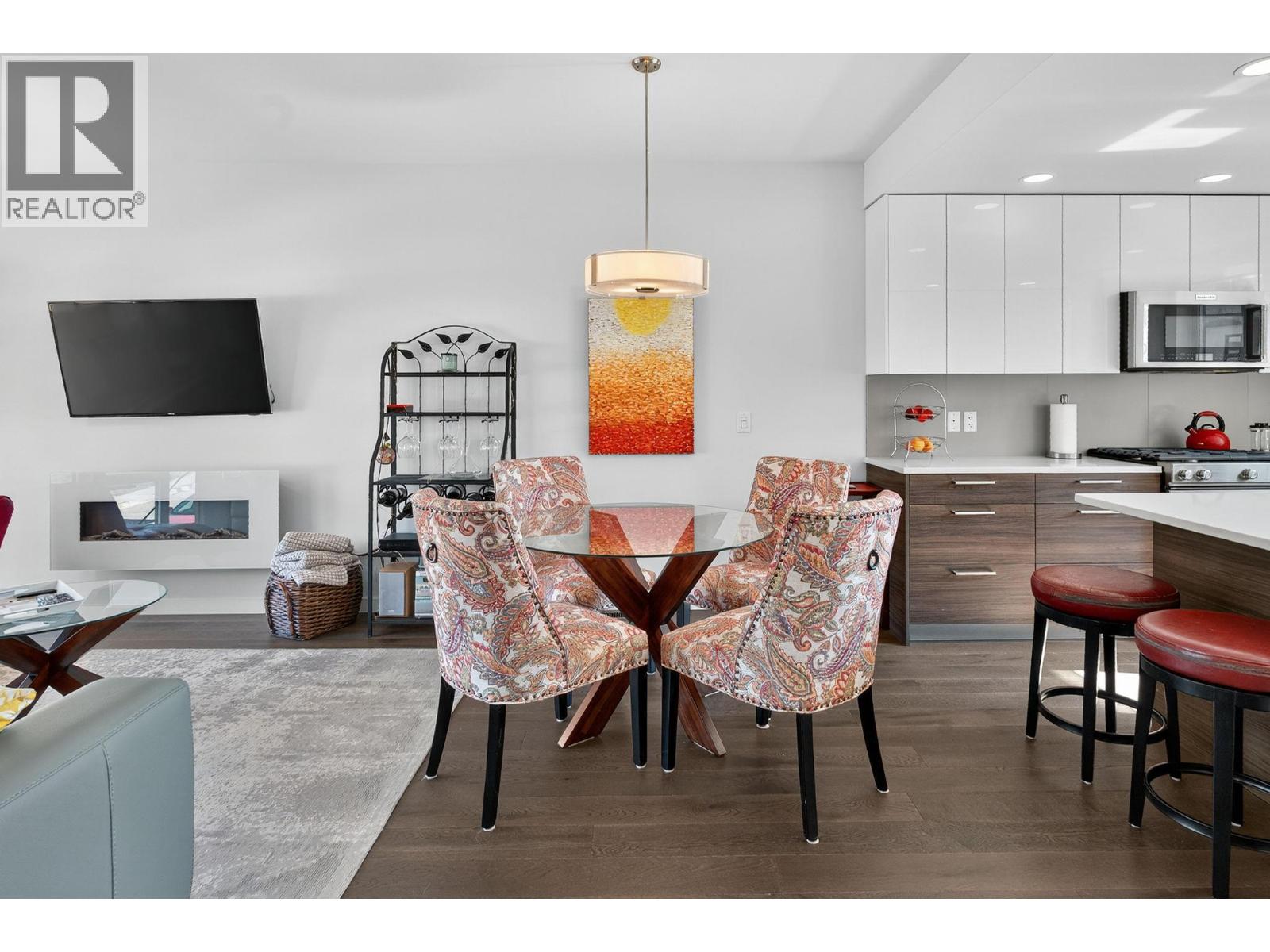 Picture for Unit #33, 1515 Highland  Drive https://www.cirrealty.ca/reb/bc/6/10360836_8.jpg