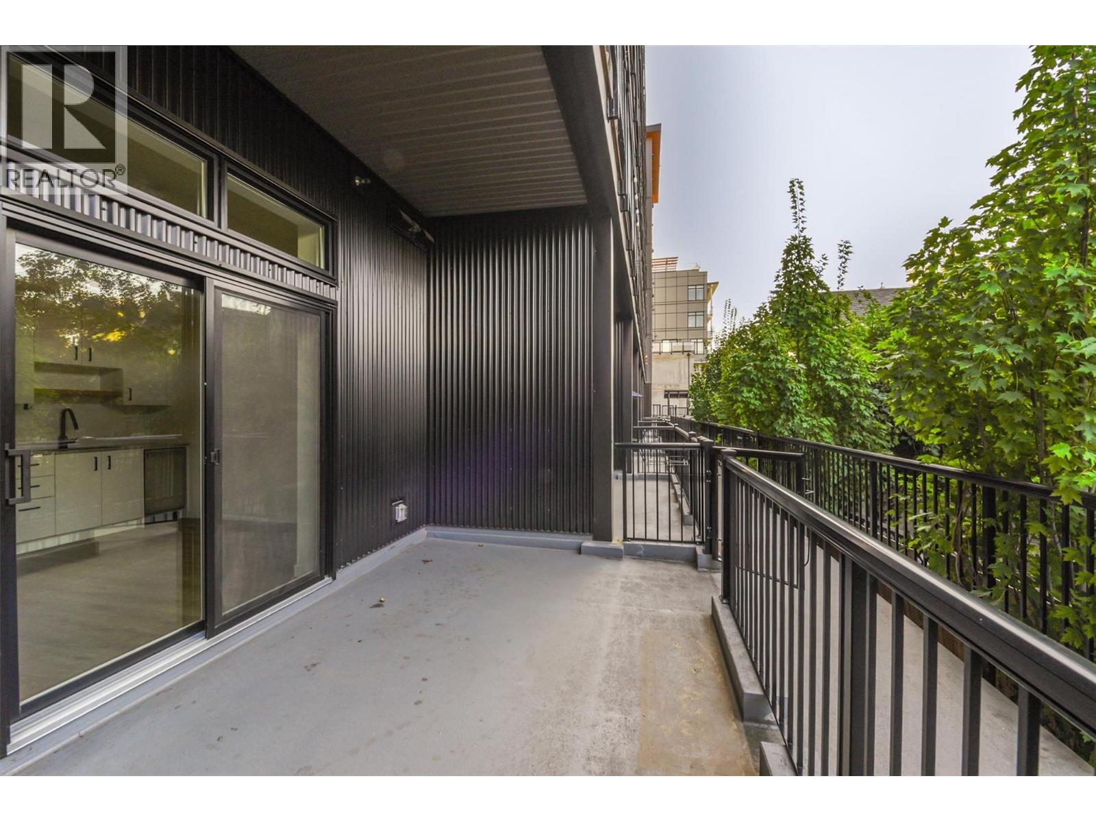 Picture for Unit #106, 660 Cawston  AvenueN https://www.cirrealty.ca/reb/bc/6/10362856_11.jpg