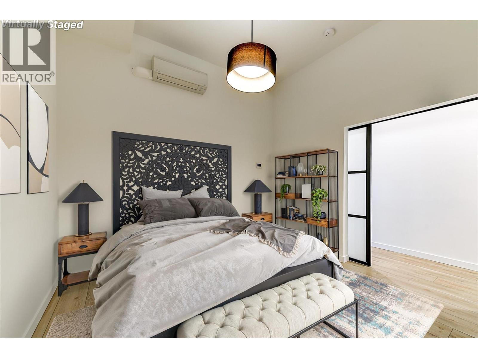 Picture for Unit #106, 660 Cawston  AvenueN https://www.cirrealty.ca/reb/bc/6/10362856_26.jpg