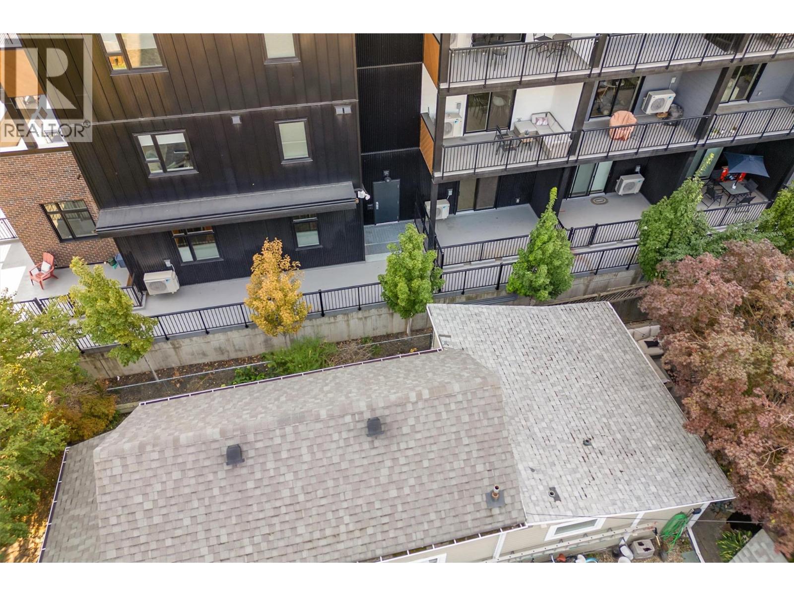 Picture for Unit #106, 660 Cawston  AvenueN https://www.cirrealty.ca/reb/bc/6/10362856_7.jpg