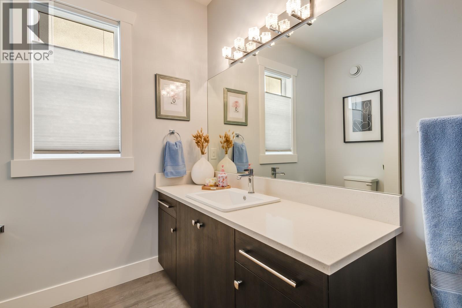 Picture for 3118 Riesling  Way https://www.cirrealty.ca/reb/bc/6/10363496_34.jpg