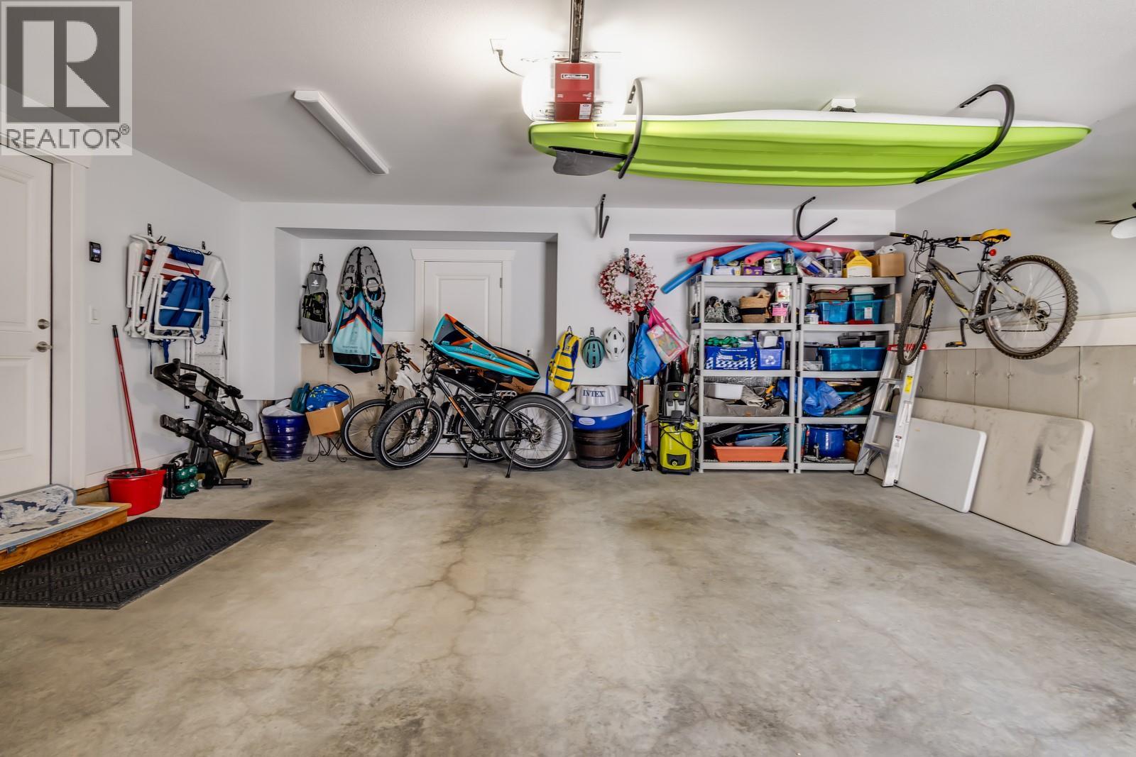 Picture for 3118 Riesling  Way https://www.cirrealty.ca/reb/bc/6/10363496_46.jpg