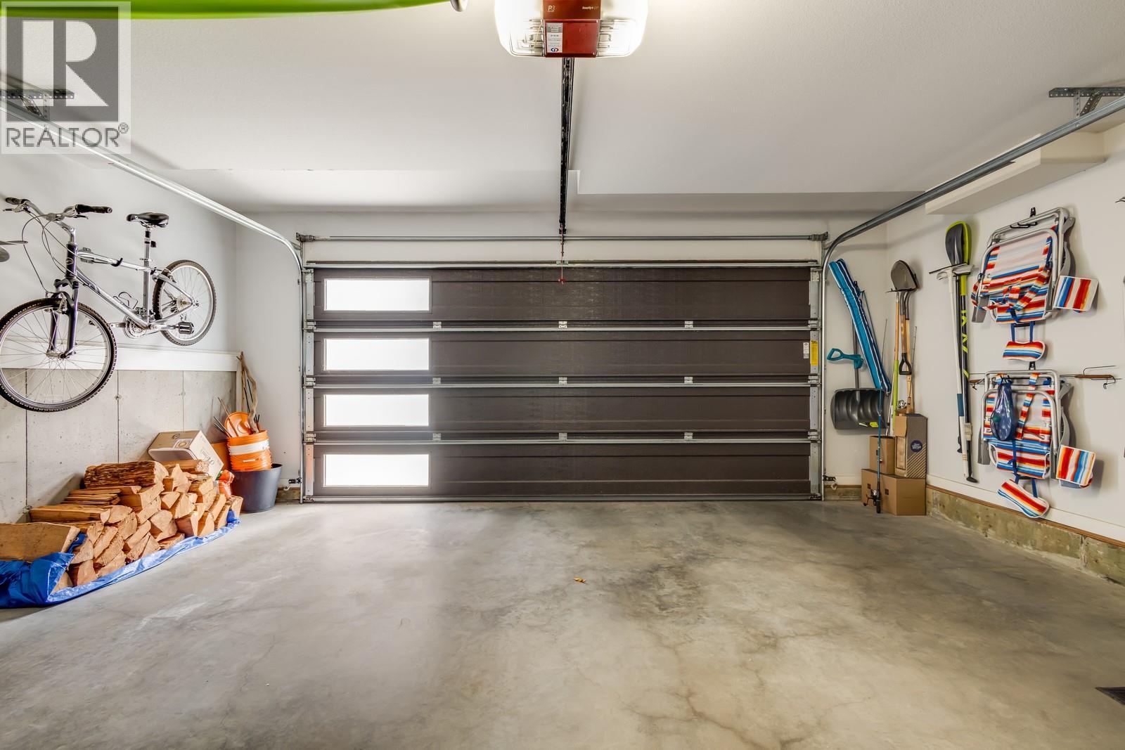 Picture for 3118 Riesling  Way https://www.cirrealty.ca/reb/bc/6/10363496_47.jpg