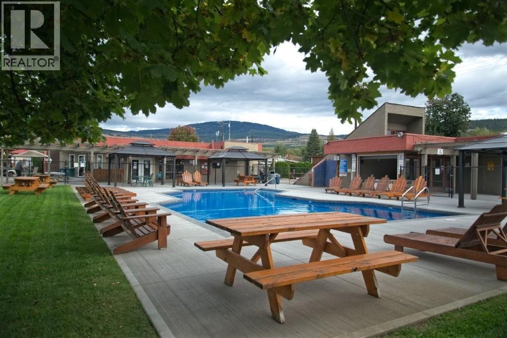 Picture for Unit #522, 415 Commonwealth  Road