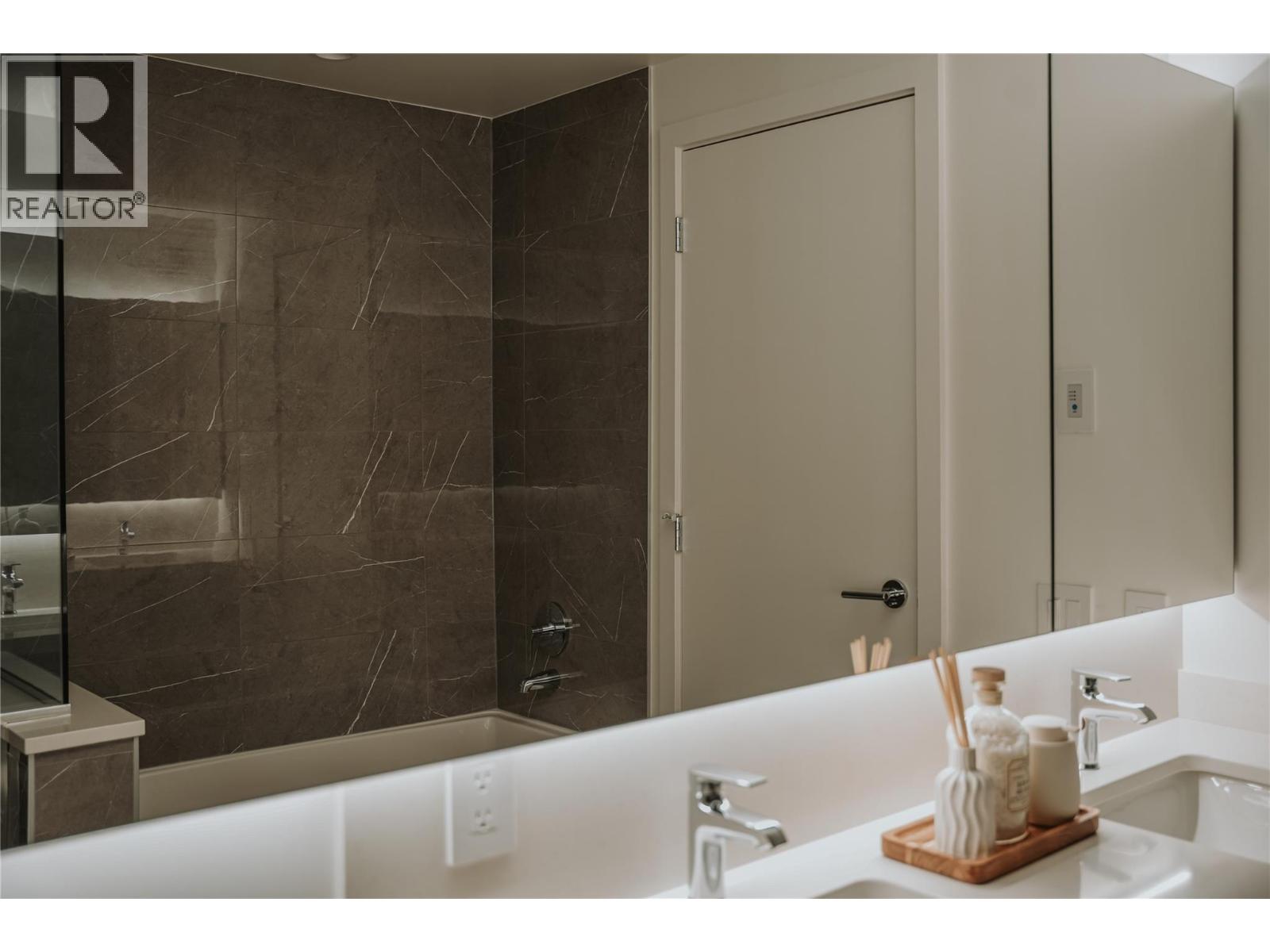 Picture for Unit #1507, 238 Leon  Avenue https://www.cirrealty.ca/reb/bc/6/10363816_36.jpg