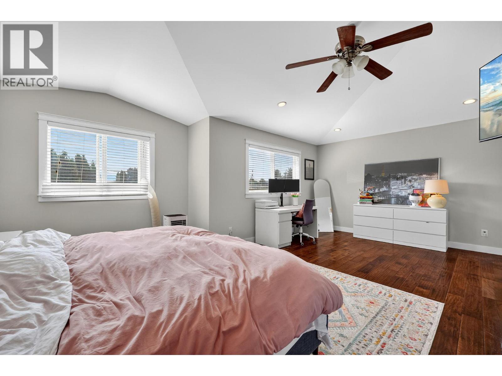 Picture for 420 Hardie  Road https://www.cirrealty.ca/reb/bc/6/10363836_26.jpg