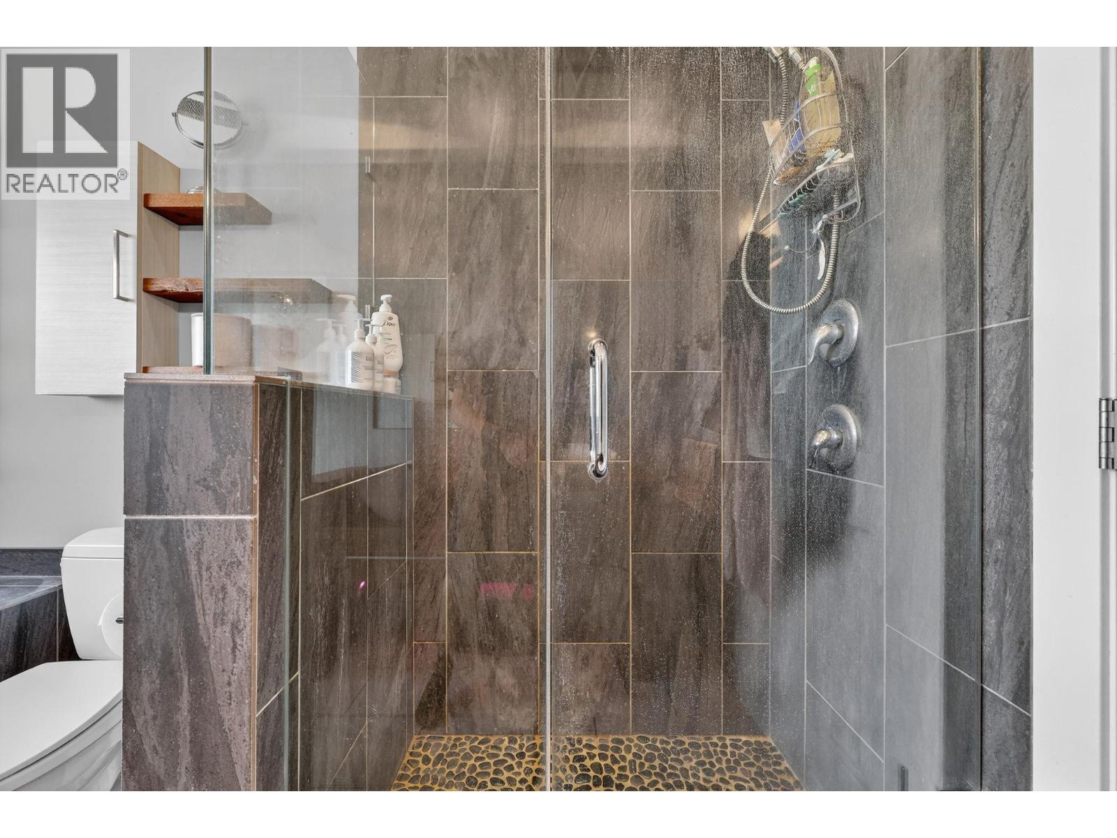 Picture for 420 Hardie  Road https://www.cirrealty.ca/reb/bc/6/10363836_30.jpg