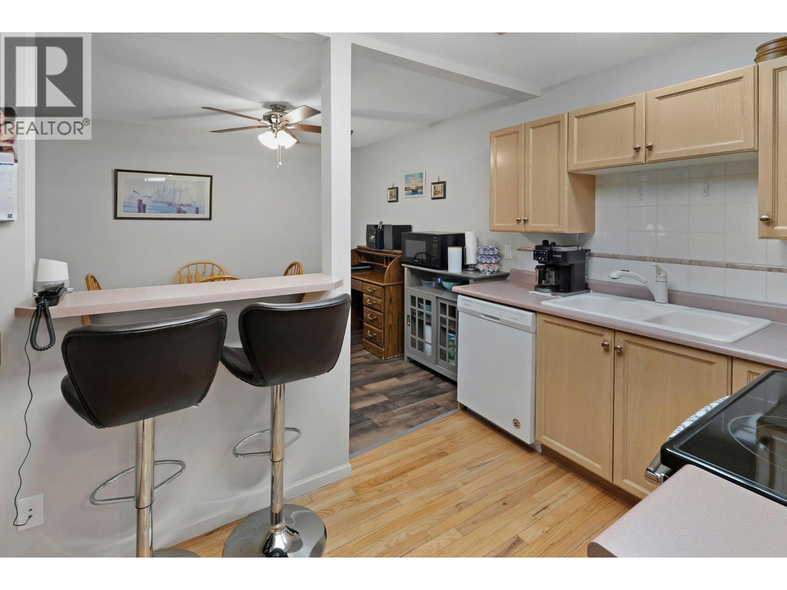 Picture for Unit #211, 730 Badke  Road https://www.cirrealty.ca/reb/bc/6/10363886_10.jpg