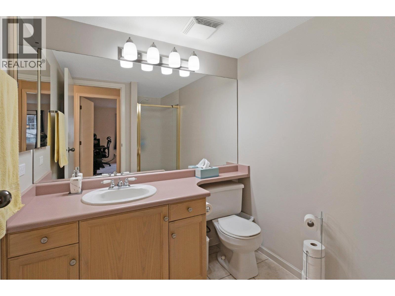 Picture for Unit #211, 730 Badke  Road https://www.cirrealty.ca/reb/bc/6/10363886_17.jpg