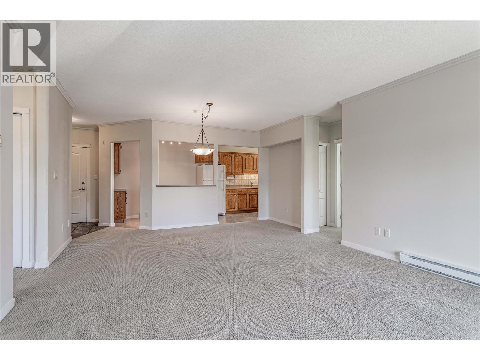 Picture for Unit #307, 303 Whitman  Road https://www.cirrealty.ca/reb/bc/6/10363956_14.jpg