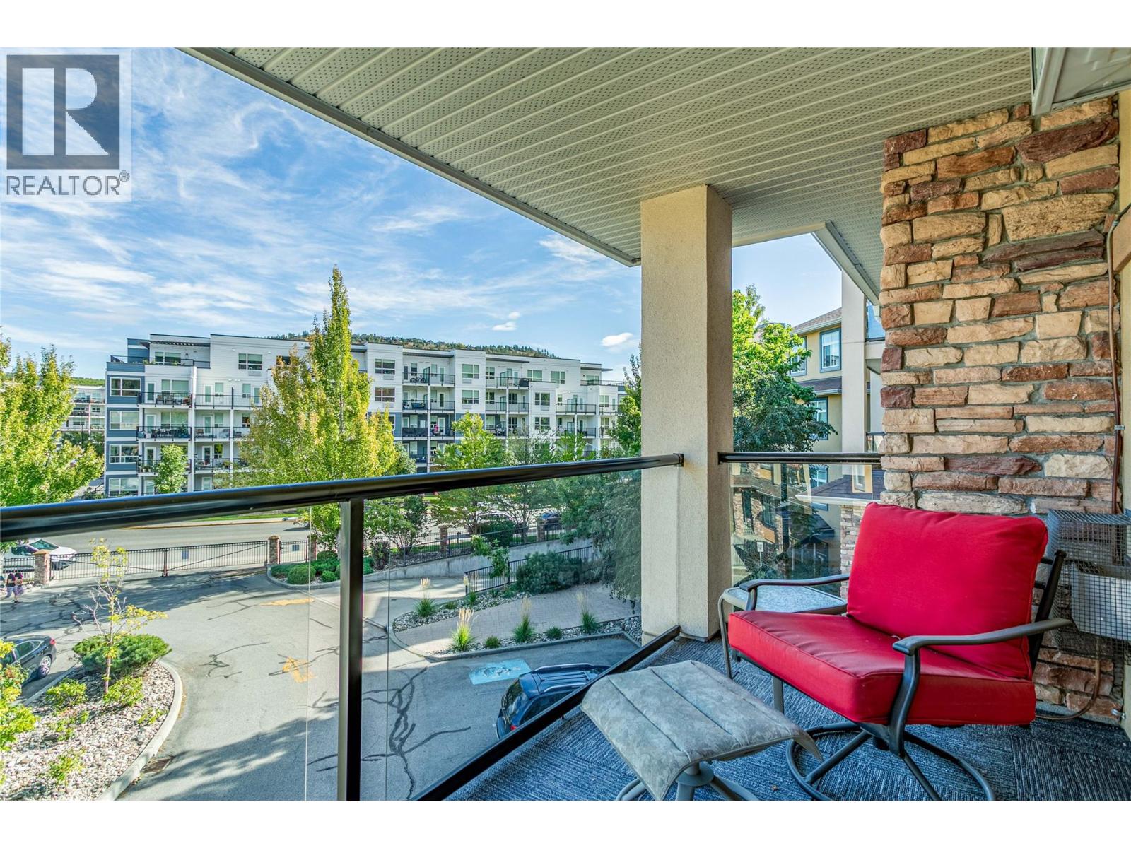Picture for Unit #307, 303 Whitman  Road https://www.cirrealty.ca/reb/bc/6/10363956_22.jpg