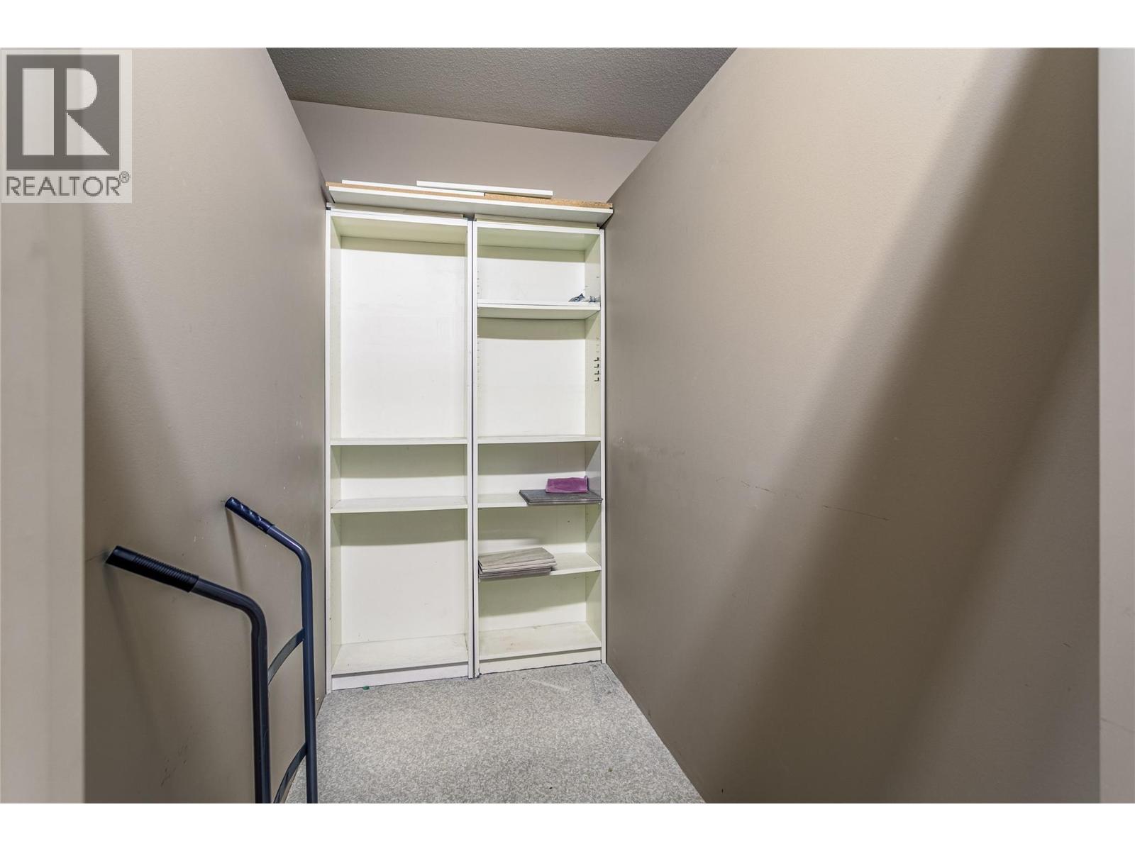 Picture for Unit #307, 303 Whitman  Road https://www.cirrealty.ca/reb/bc/6/10363956_27.jpg