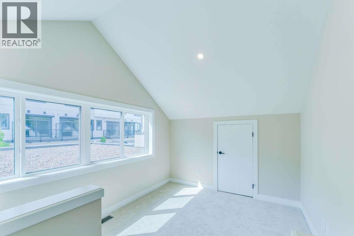 Picture for Unit #47, 1550 Union  Road https://www.cirrealty.ca/reb/bc/6/10364176_19.jpg