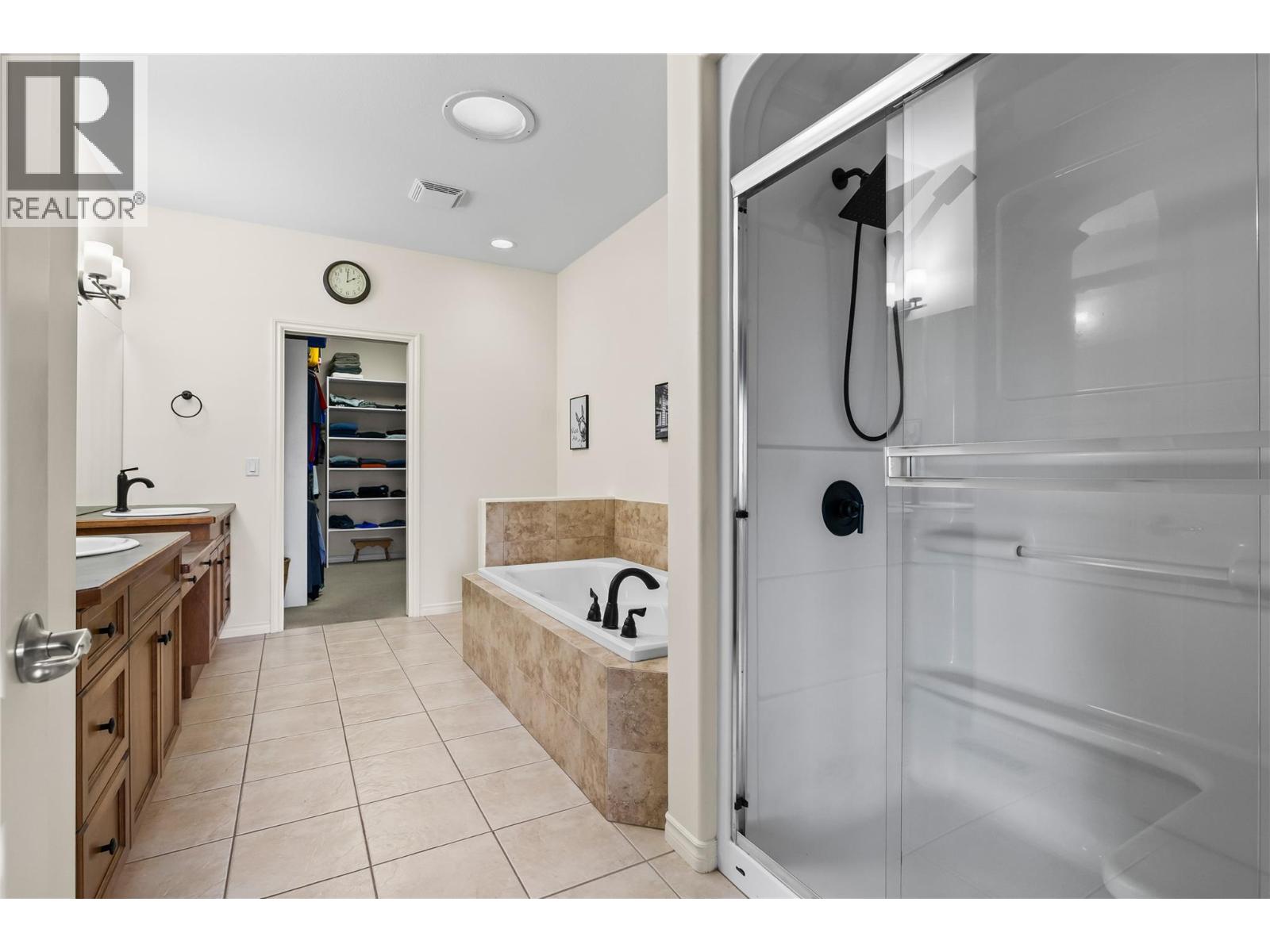 Picture for Unit #2, 4100 Gallaghers  Parkland https://www.cirrealty.ca/reb/bc/6/10364336_18.jpg