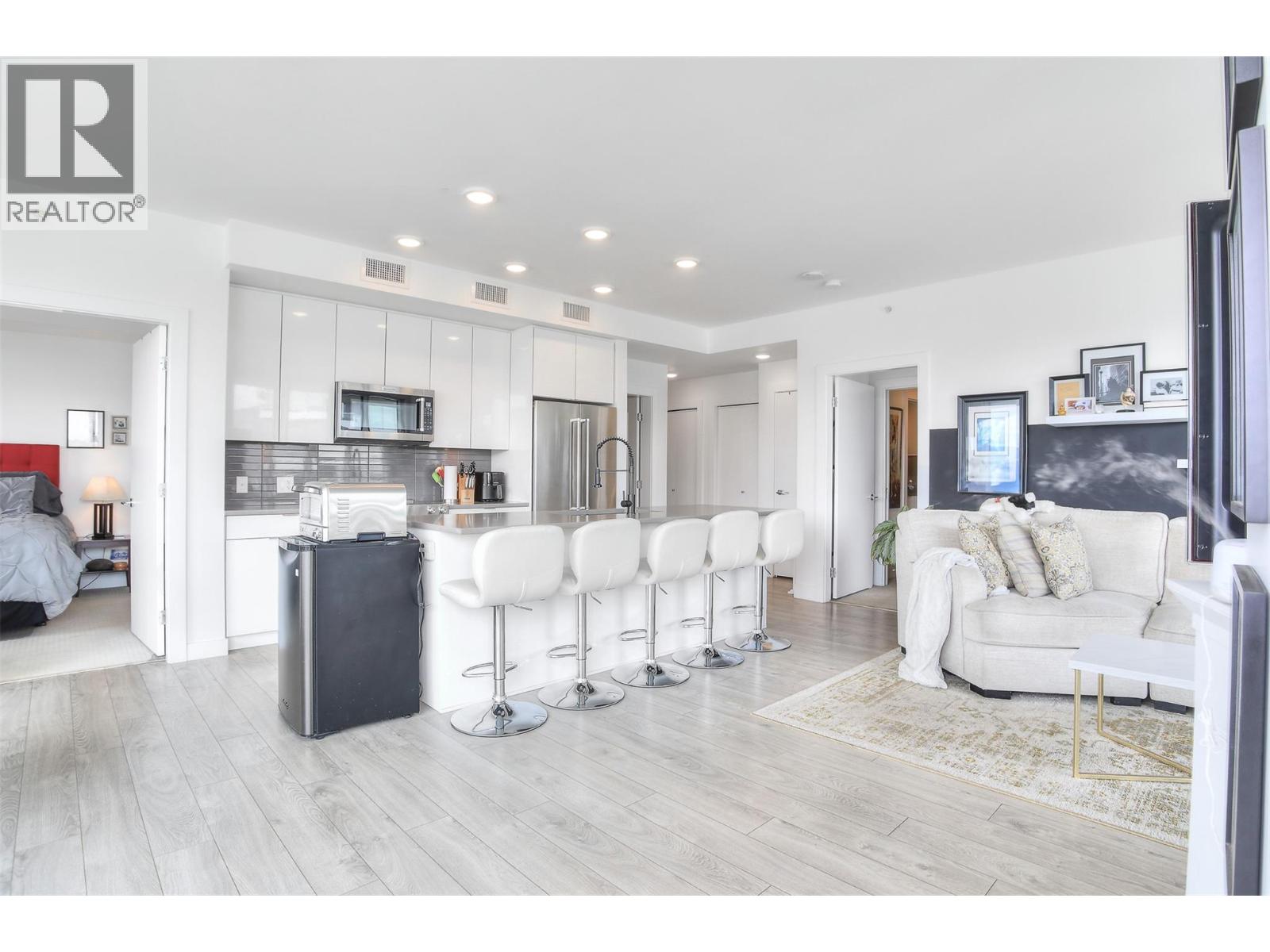 Picture for Unit #1305, 1232 Ellis  Street https://www.cirrealty.ca/reb/bc/6/10364526_14.jpg