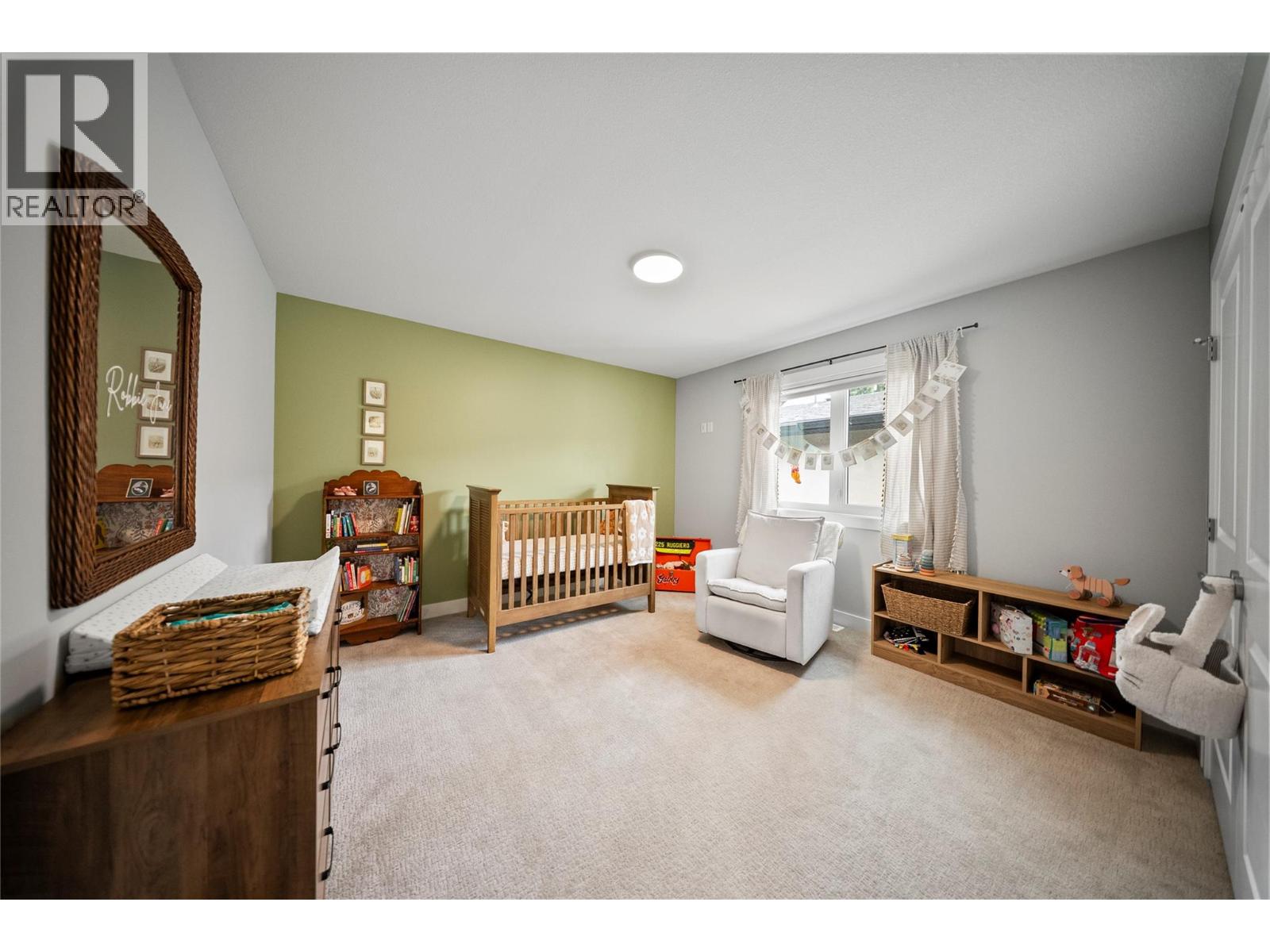 Picture for 1292 Ethel  Street https://www.cirrealty.ca/reb/bc/6/10364576_21.jpg