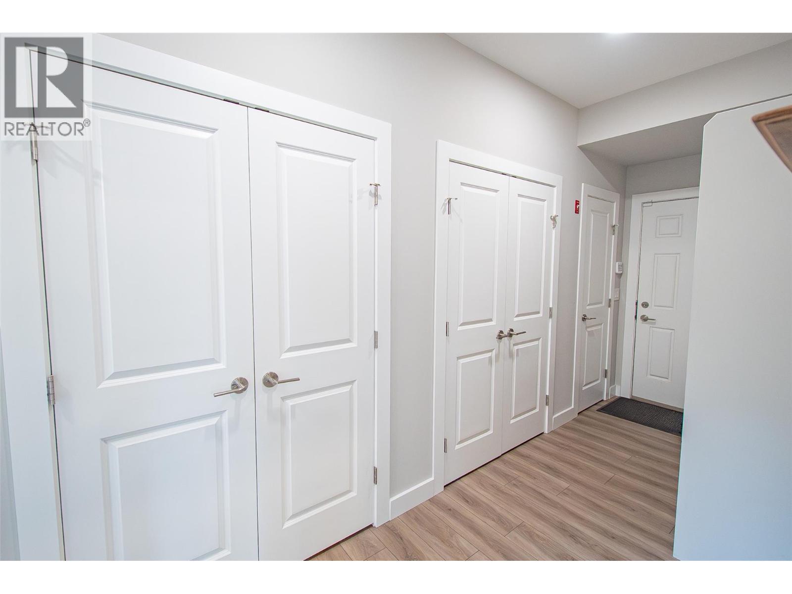 Picture for 1292 Ethel  Street https://www.cirrealty.ca/reb/bc/6/10364576_32.jpg