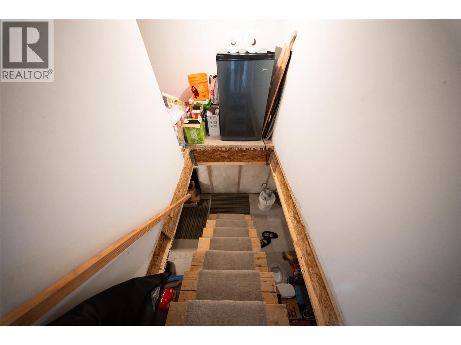 Picture for 1292 Ethel  Street https://www.cirrealty.ca/reb/bc/6/10364576_33.jpg