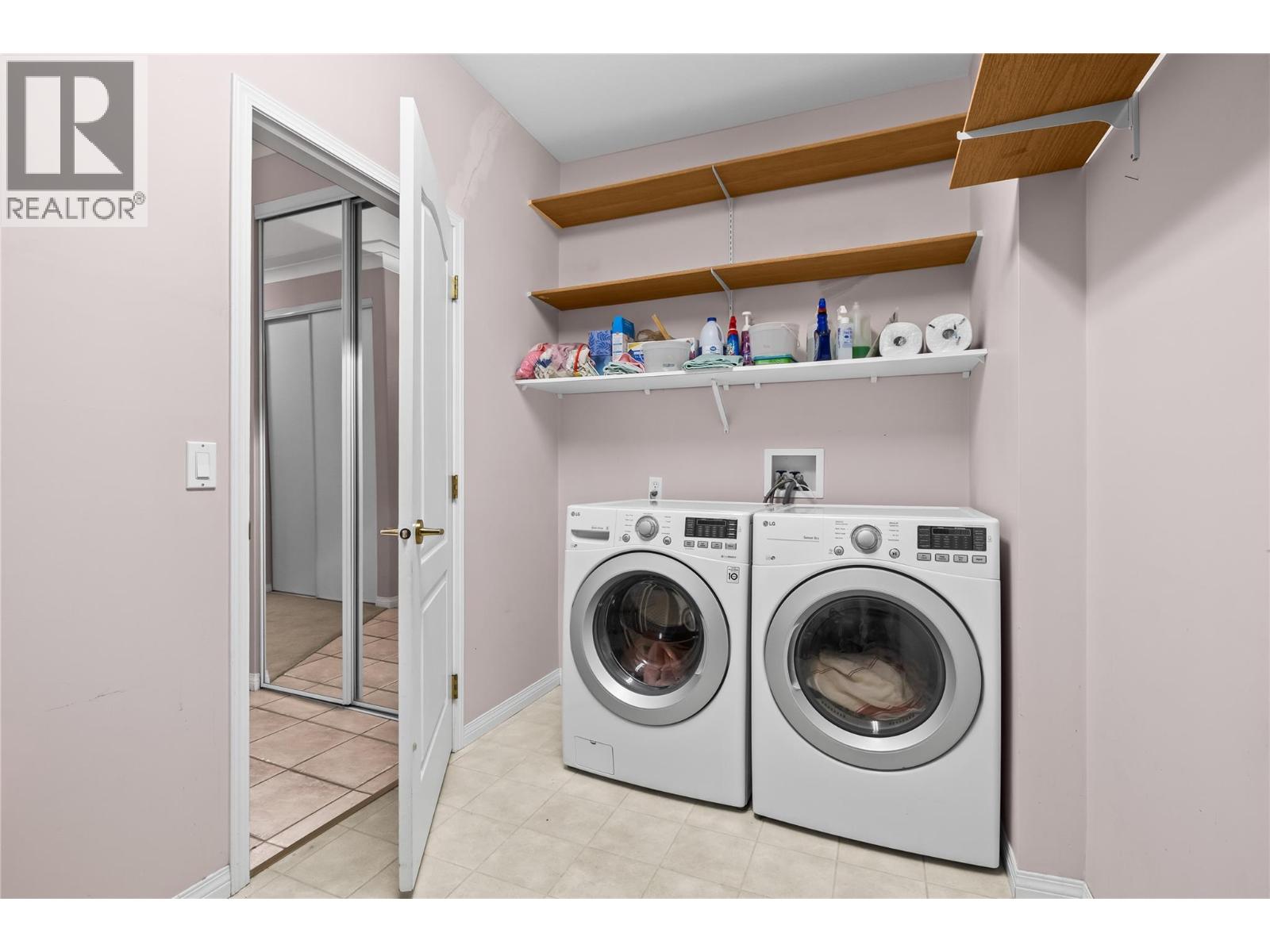 Picture for Unit #101, 1964 Enterprise  Way https://www.cirrealty.ca/reb/bc/6/10364606_22.jpg