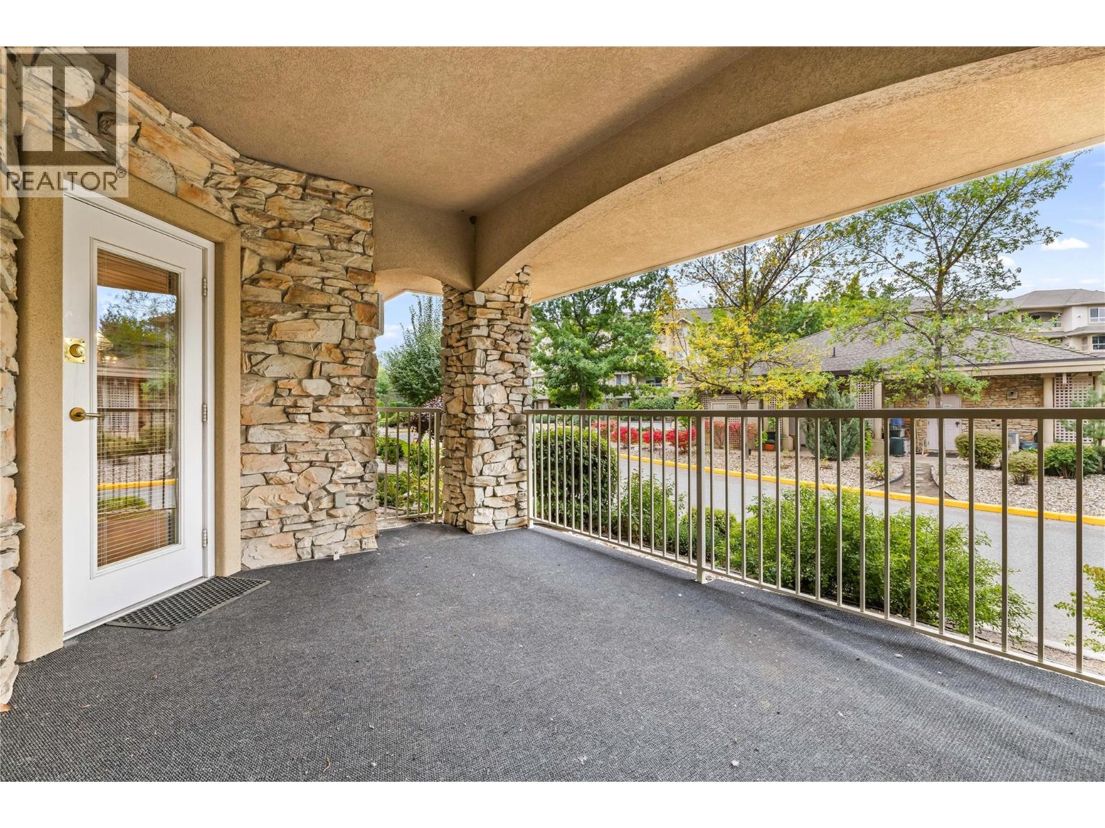 Picture for Unit #101, 1964 Enterprise  Way https://www.cirrealty.ca/reb/bc/6/10364606_29.jpg