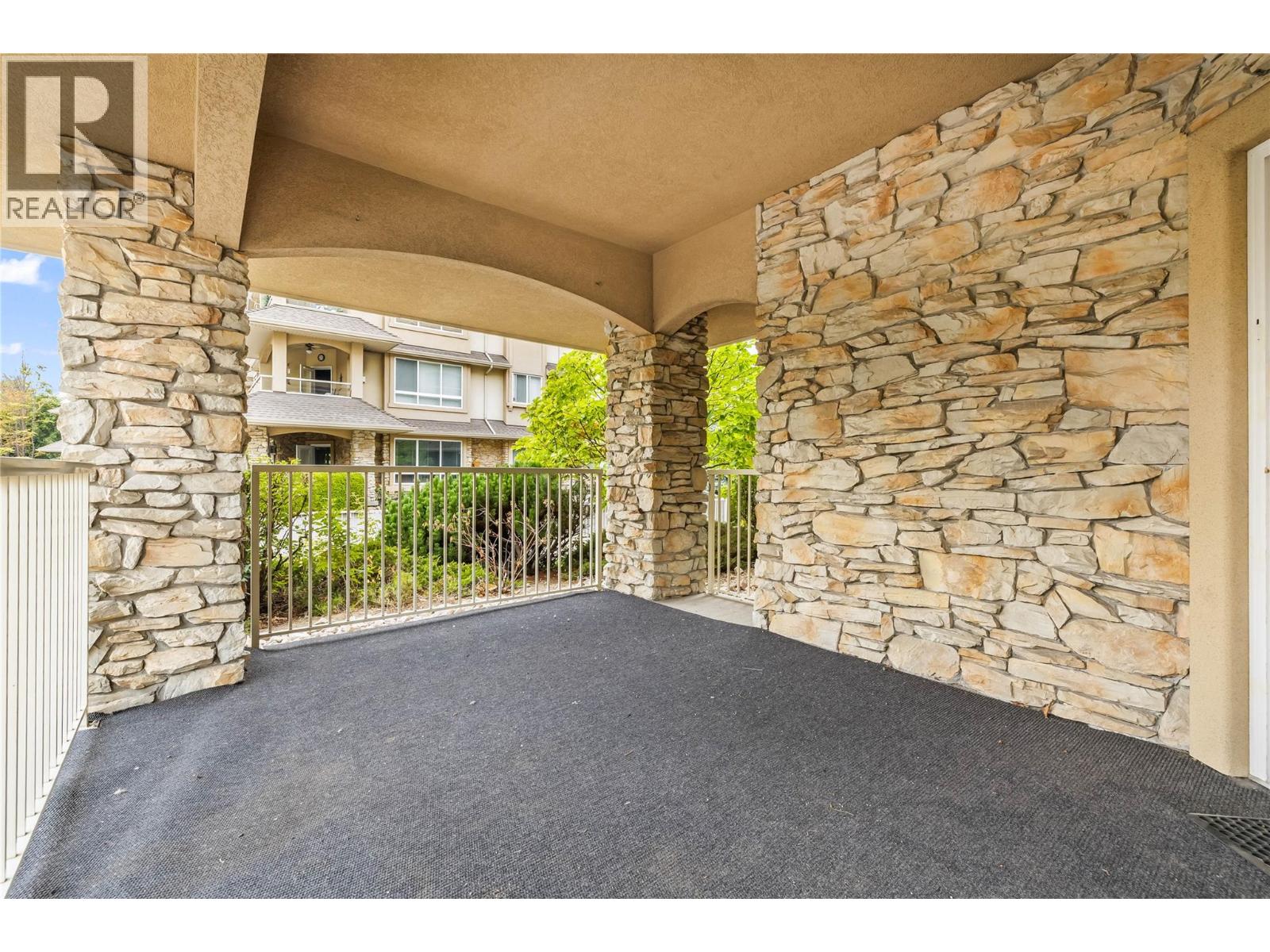 Picture for Unit #101, 1964 Enterprise  Way https://www.cirrealty.ca/reb/bc/6/10364606_31.jpg