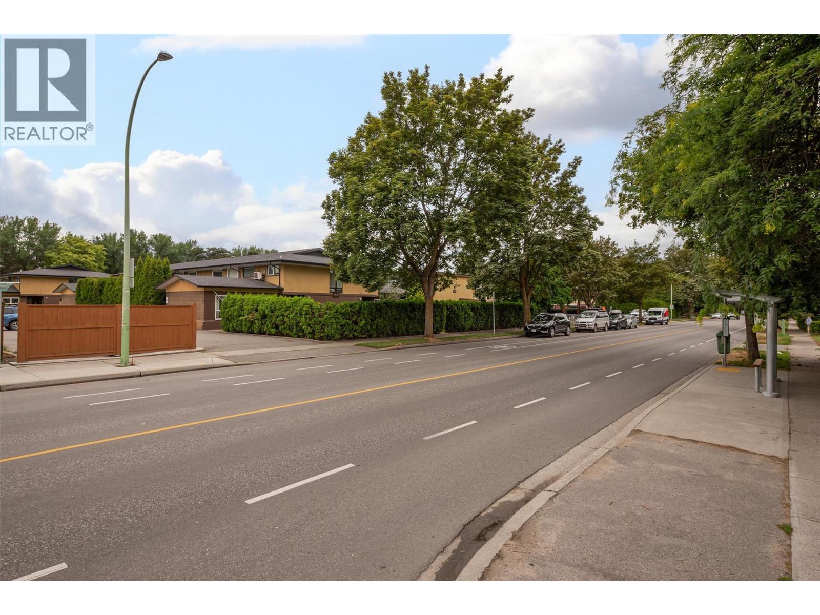 Picture for Unit #6, 1291 Bernard  Avenue https://www.cirrealty.ca/reb/bc/6/10364756_20.jpg