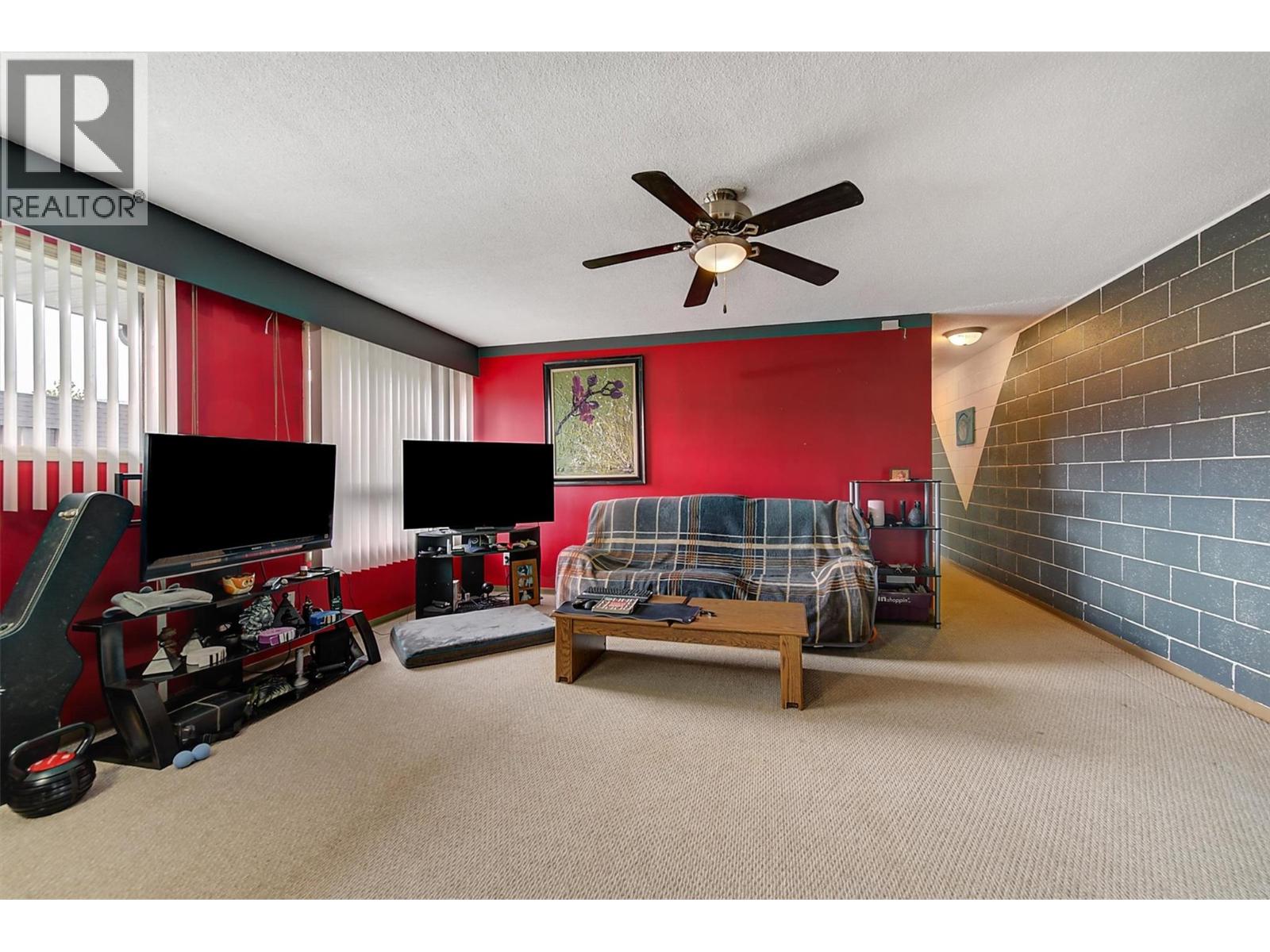 Picture for Unit #6, 1291 Bernard  Avenue https://www.cirrealty.ca/reb/bc/6/10364756_9.jpg