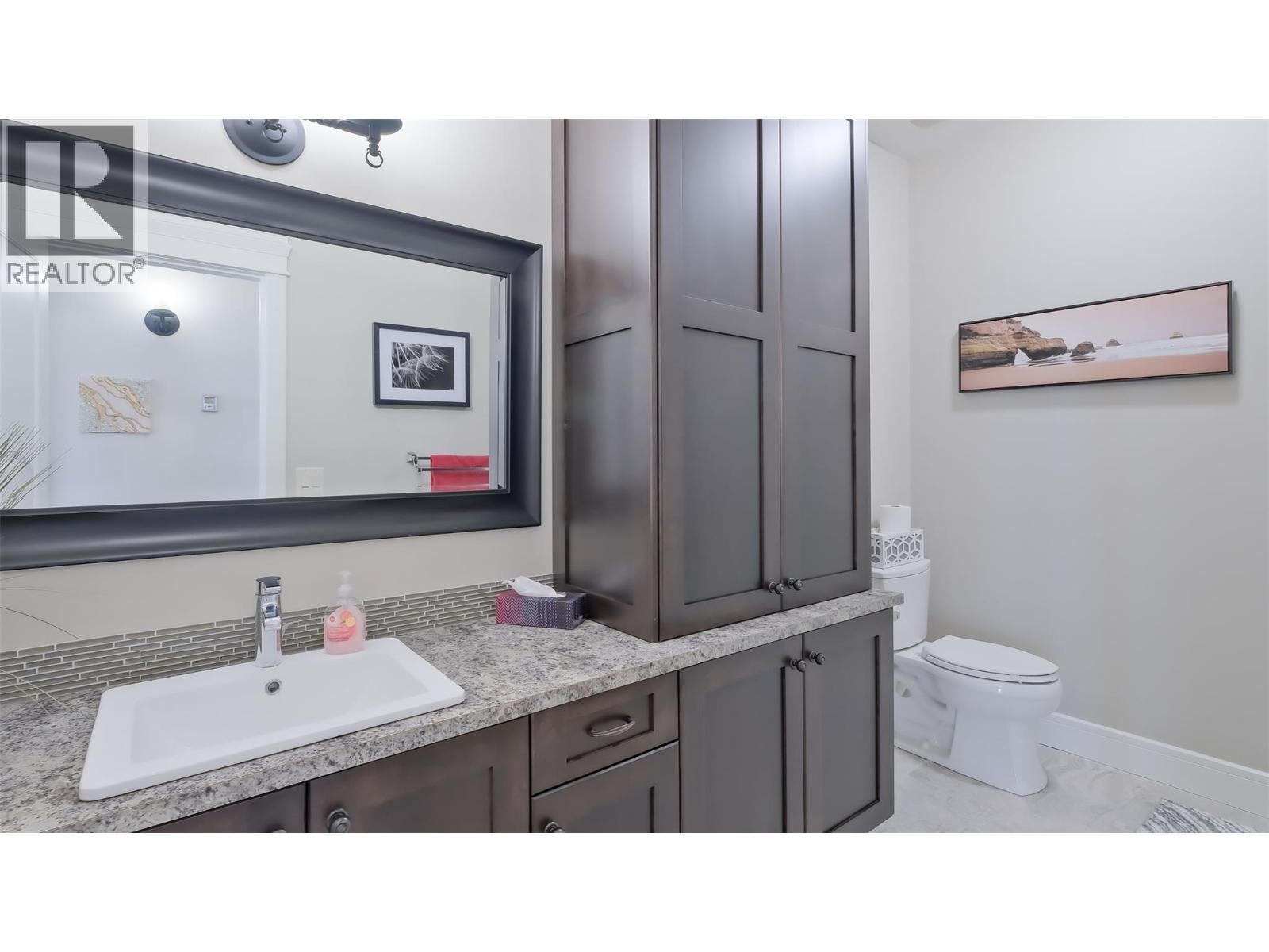 Picture for 1505 Pinot Noir  Drive https://www.cirrealty.ca/reb/bc/6/10364816_54.jpg