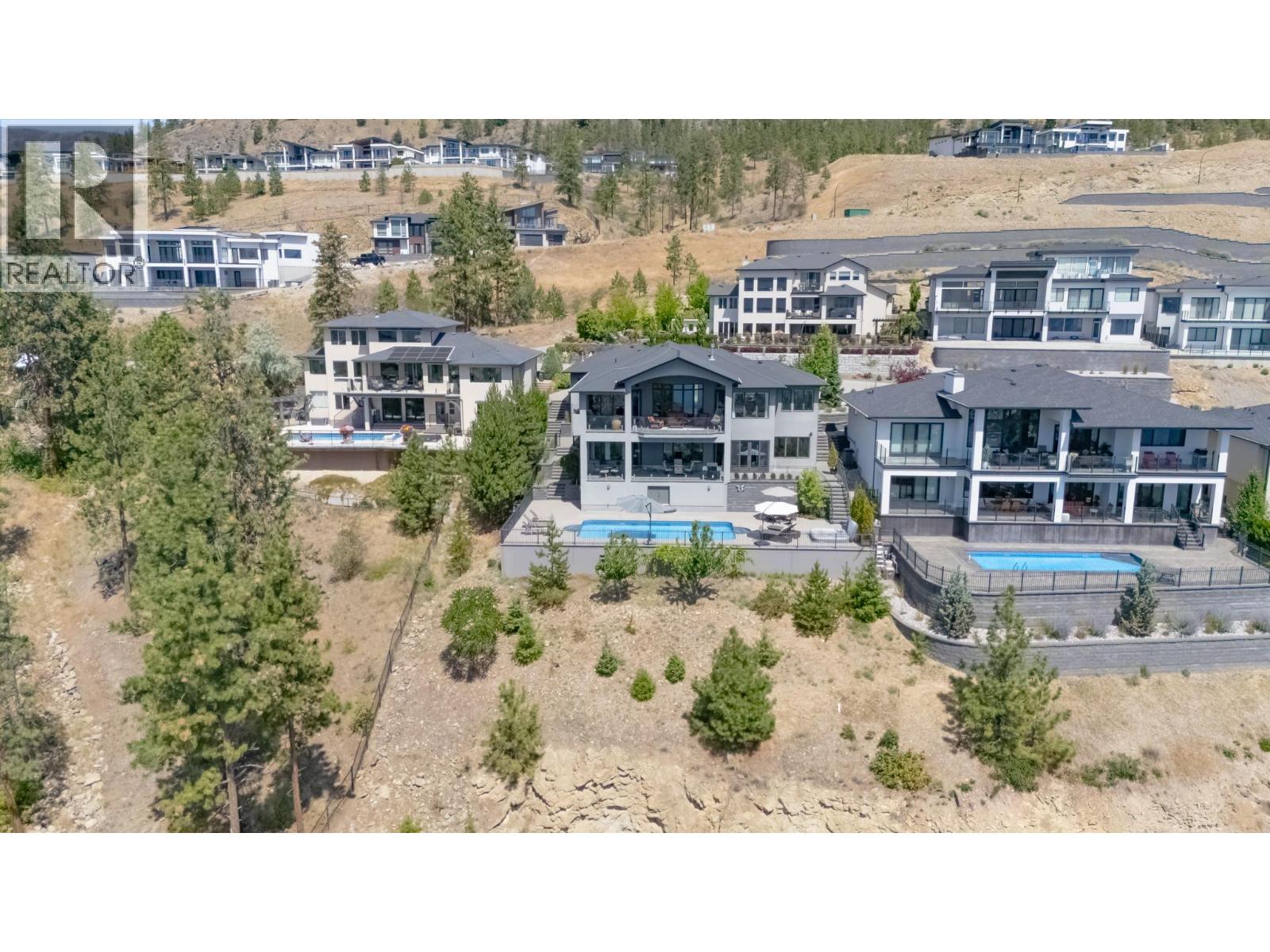 Picture for 1505 Pinot Noir  Drive https://www.cirrealty.ca/reb/bc/6/10364816_76.jpg