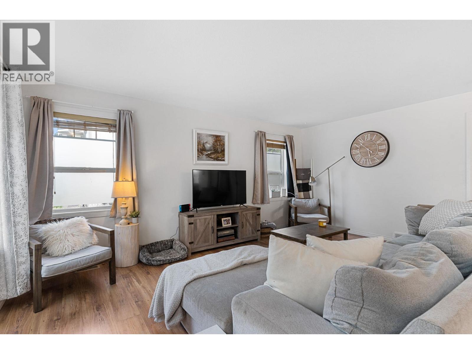 Picture for 613 Sutherland  Avenue