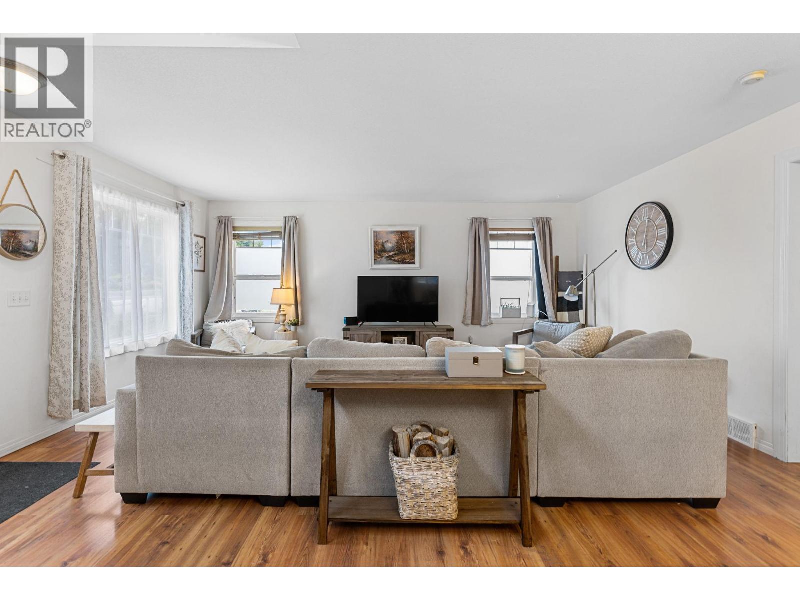 Picture for 613 Sutherland  Avenue